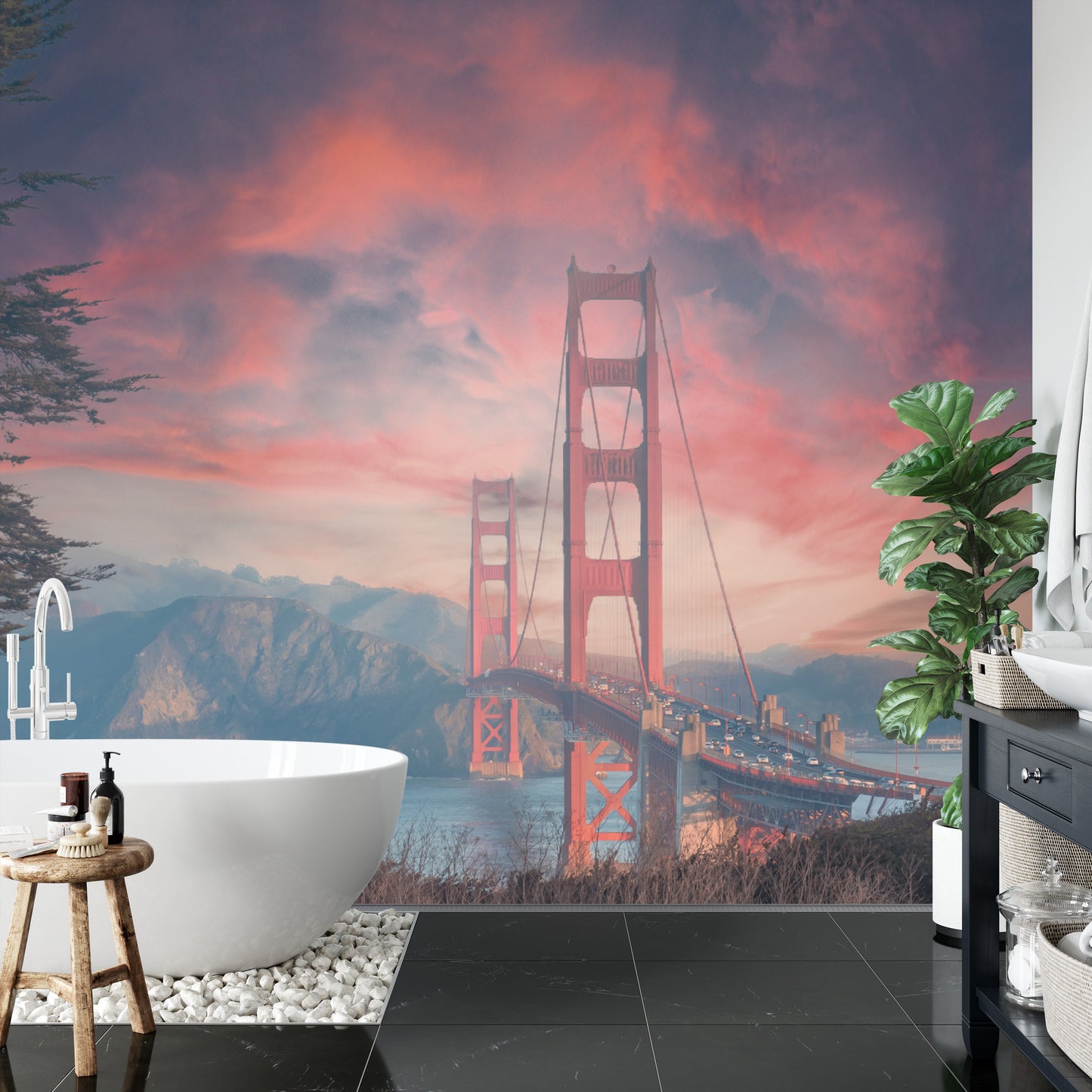 Fototapete Beautiful View Of Golden Gate Bridge In Background Of Mountains During Sunset