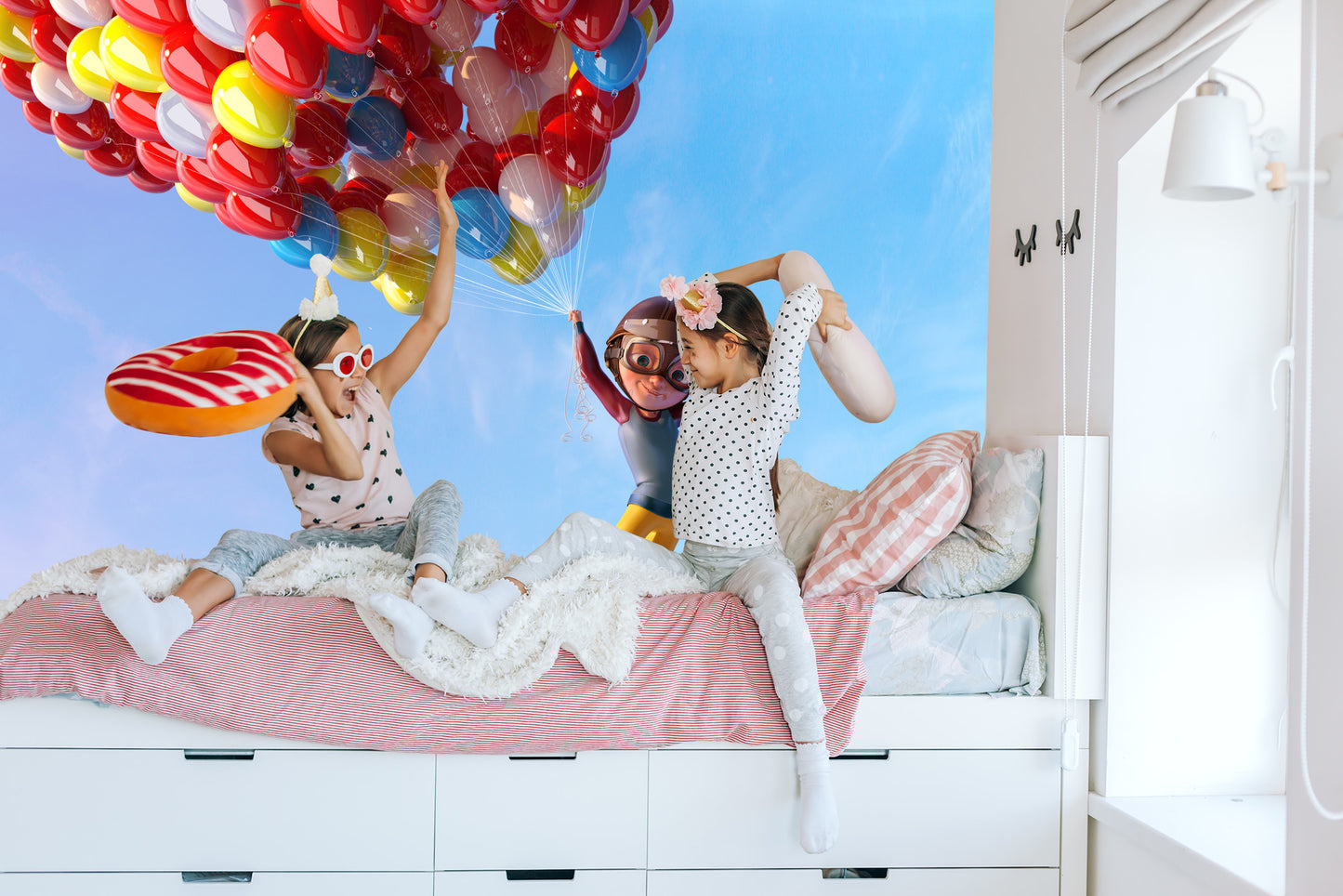 Fototapete Junge Mit Luftballons Im Flug