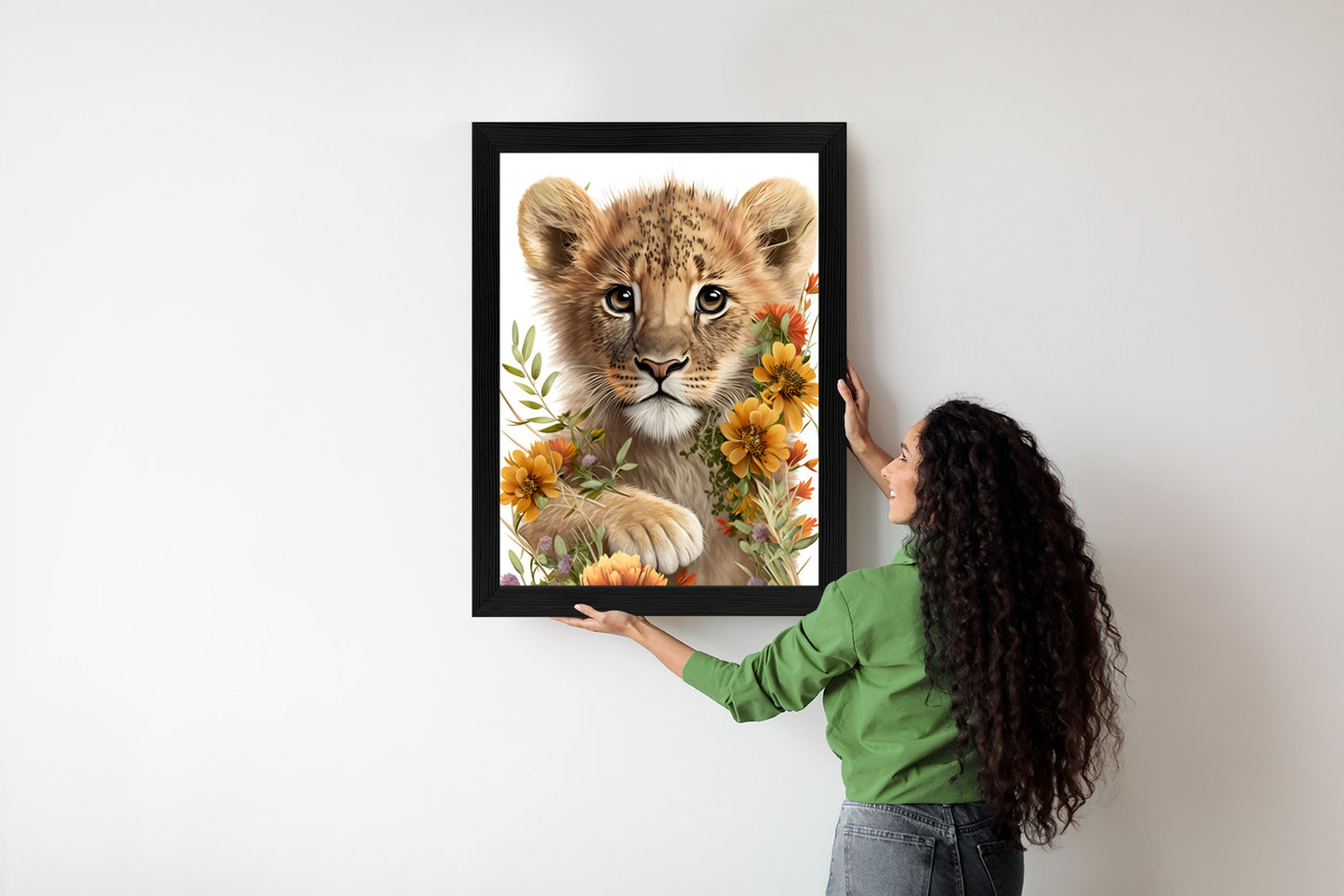 Poster Porträt Eines Löwenbabys In Blumen Rahmen Holz Mit Passepartout Farbe Natürlich