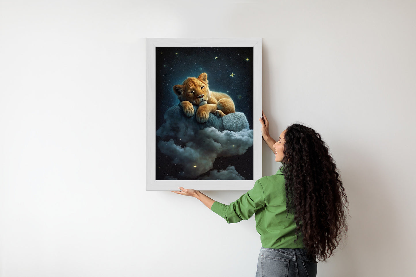 Poster Ein Löwe Schläft Auf Einer Wolke Rahmen Holz Mit Passepartout Farbe Natürlich