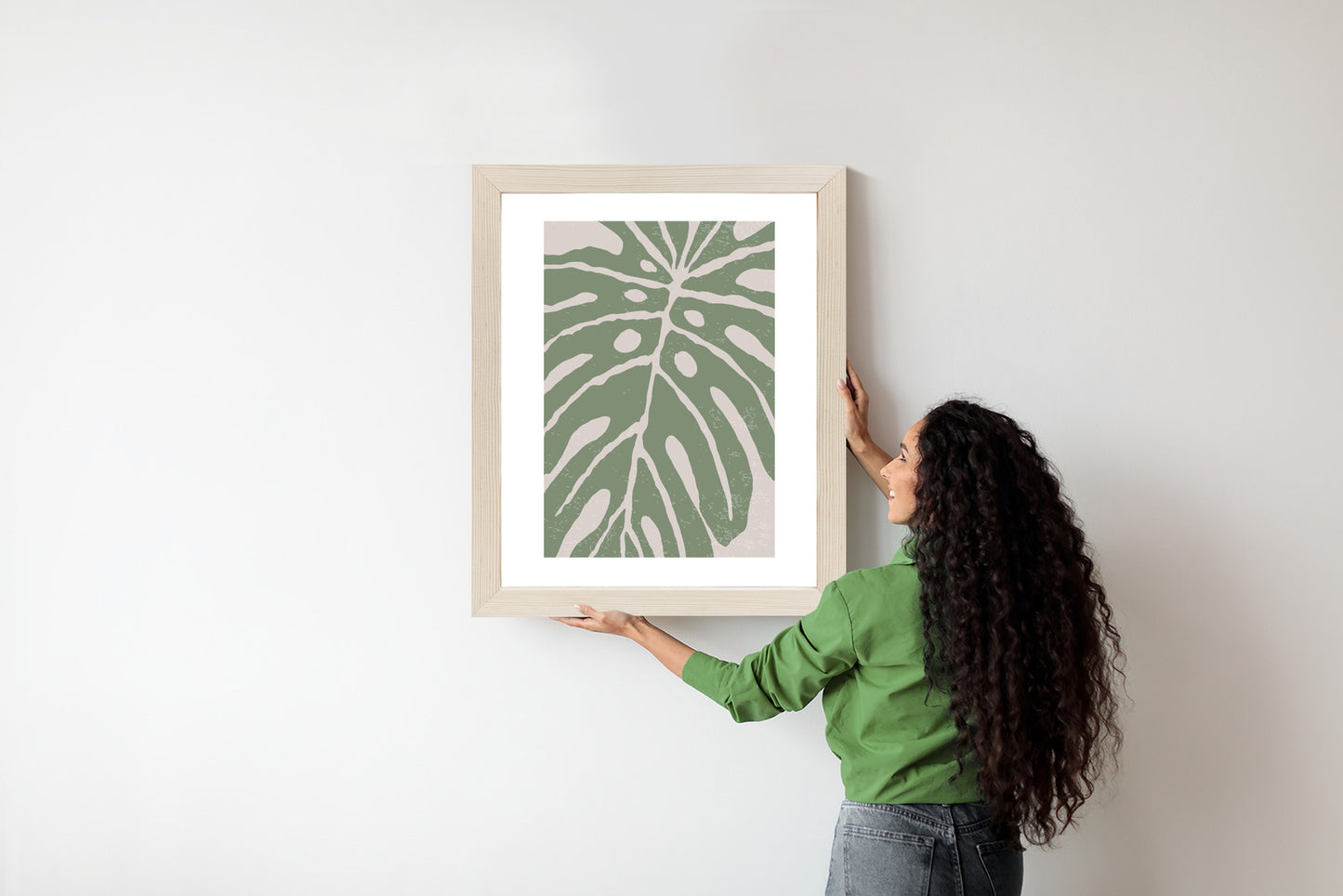 Poster Grünes Monstera-Blatt Rahmen Holz Mit Passepartout Farbe Natürlich