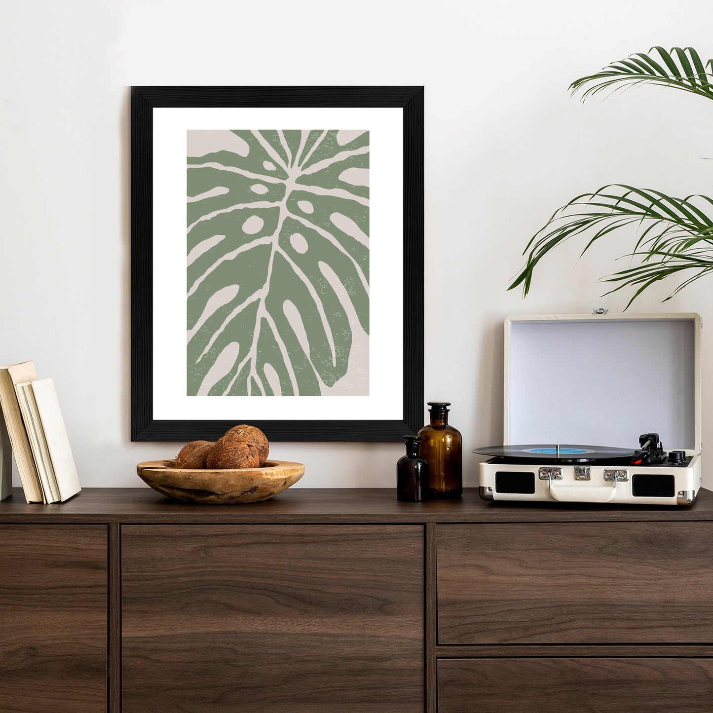 Poster Grünes Monstera-Blatt Rahmen Holz Mit Passepartout Farbe Natürlich