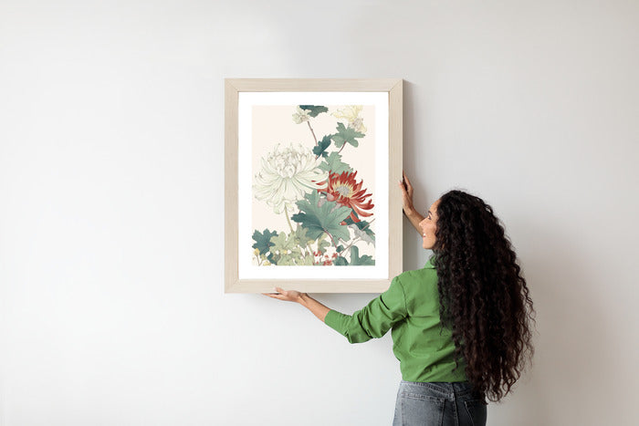 Poster Ein Blumenstrauß Auf Hellbeigem Hintergrund Rahmen Holz Mit Passepartout Farbe Natürlich