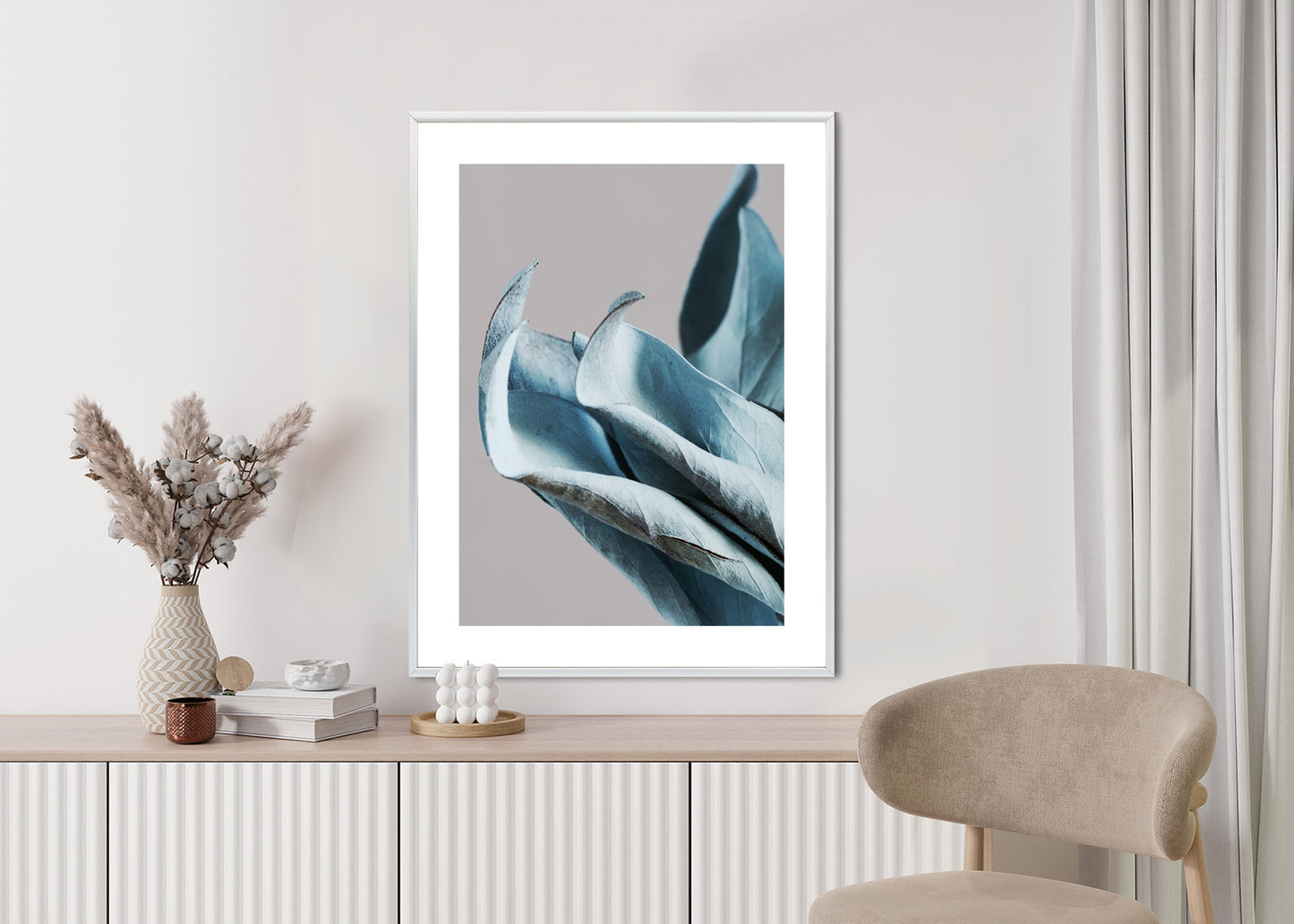 Poster Blaue Blätter Auf Grauem Hintergrund