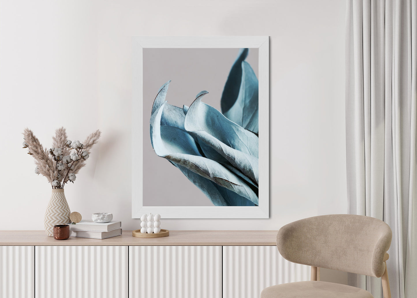 Poster Blaue Blätter Auf Grauem Hintergrund