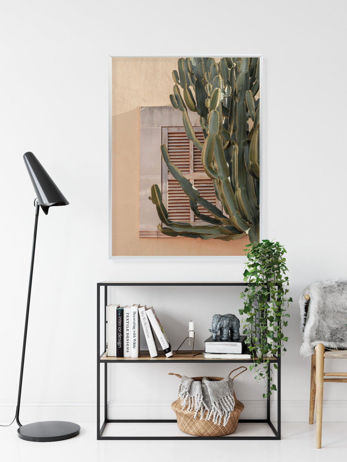 Poster Exotischer Kaktus Auf Orangefarbenem Hintergrund Rahmen Holz Mit Passepartout Farbe Natürlich