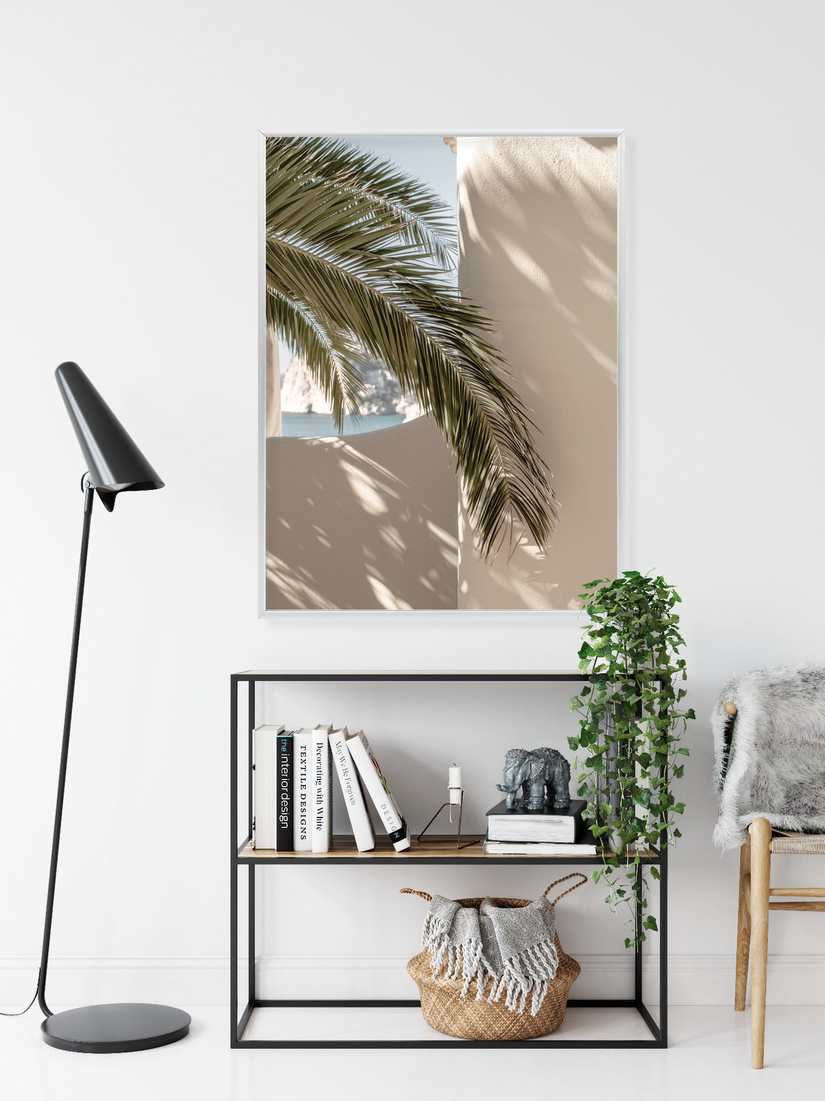 Poster Palmblätter Mit Schatten Auf Einer Beigen Wand Rahmen Holz Mit Passepartout Farbe Natürlich