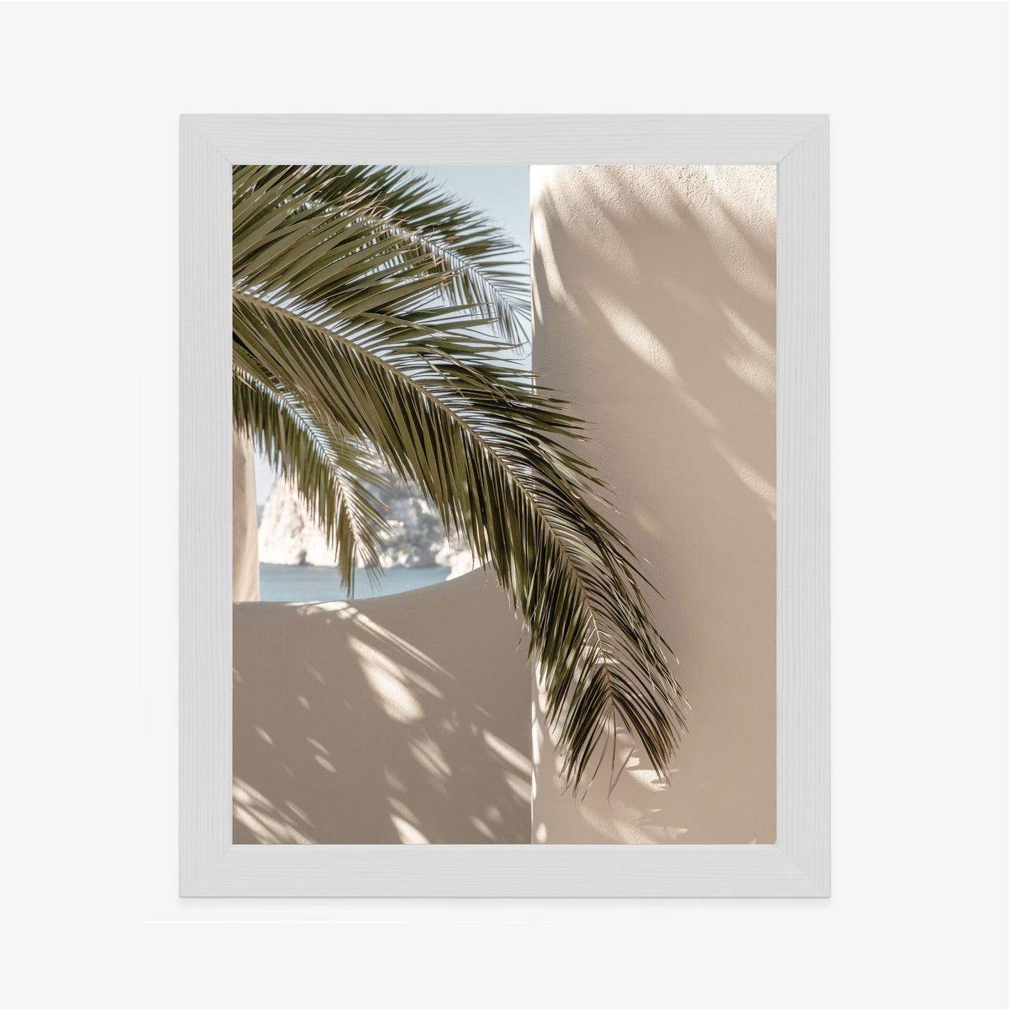 Poster Palmblätter Mit Schatten Auf Einer Beigen Wand Rahmen Holz Mit Passepartout Farbe Natürlich