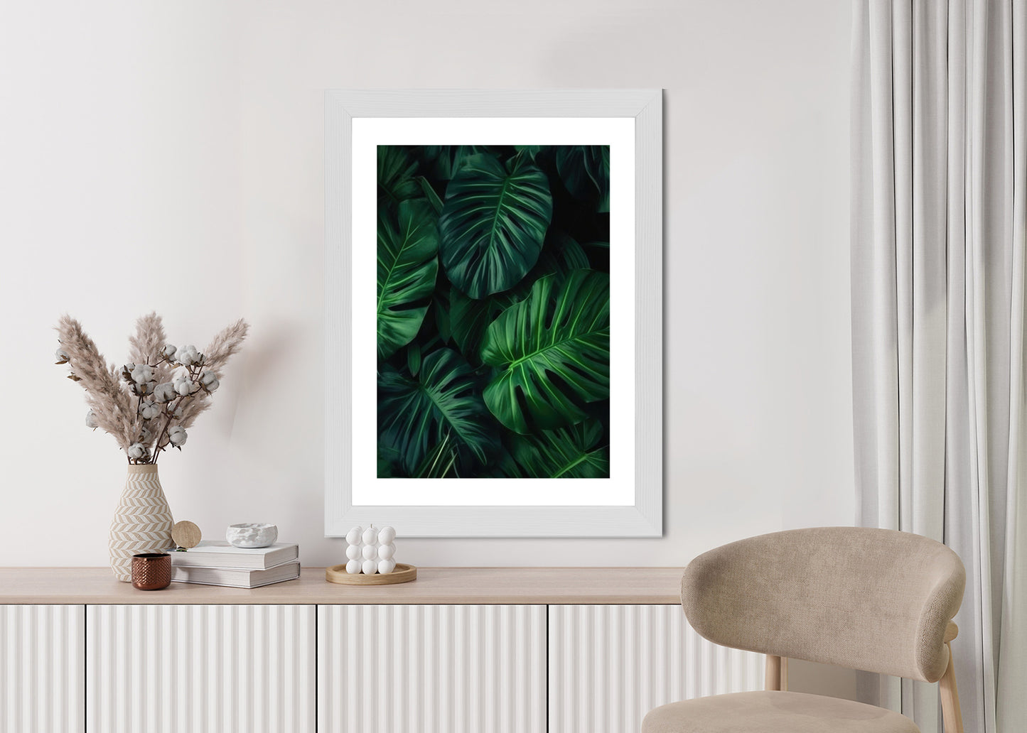 Poster Botanisches Muster Aus Dunkelgrünen Monstera-Blättern Rahmen Holz Mit Passepartout Farbe Natürlich