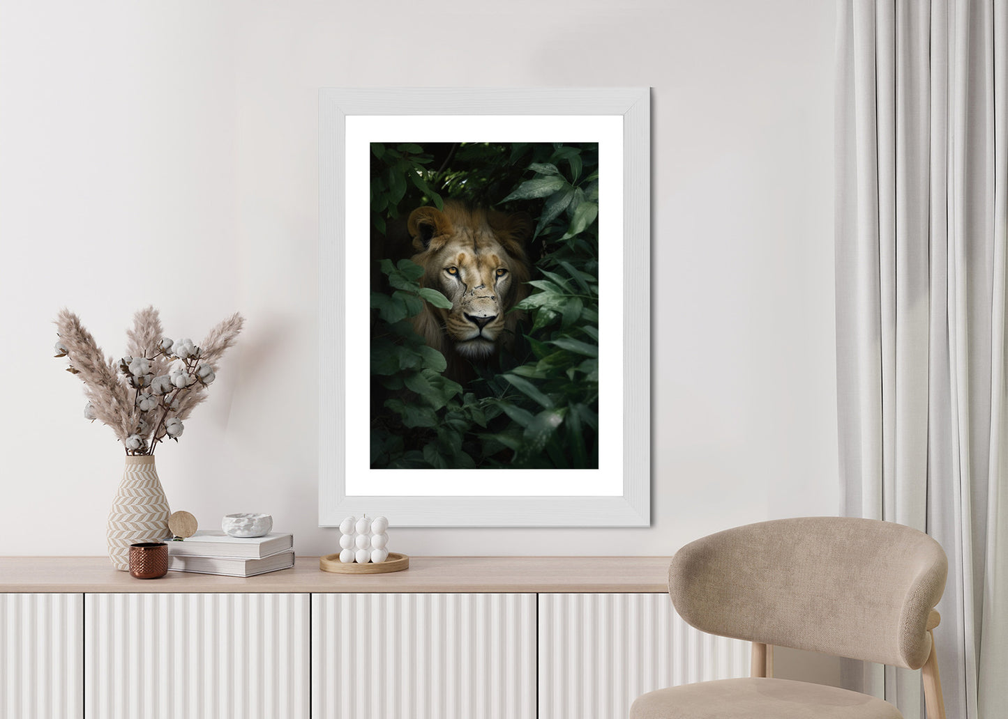 Poster Löwe Zwischen Grünen Blättern Im Dschungel