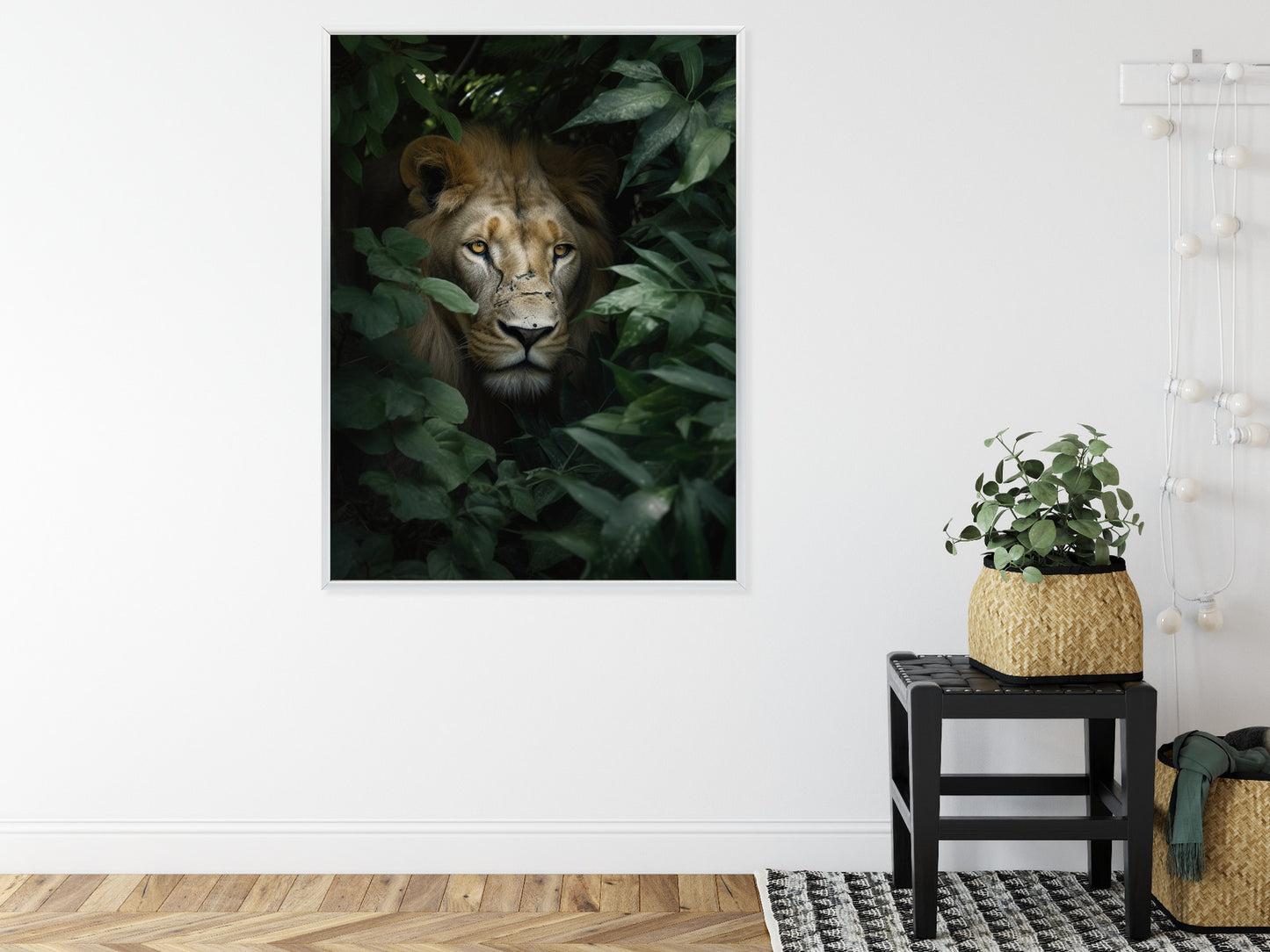 Poster Löwe Zwischen Grünen Blättern Im Dschungel