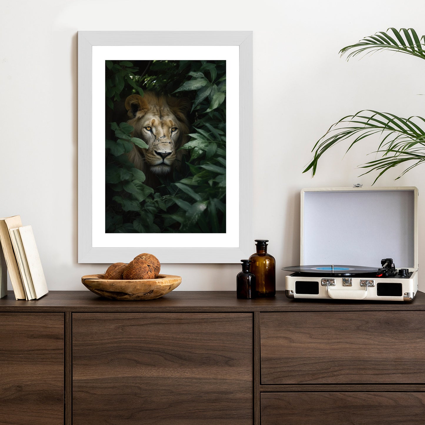 Poster Löwe Zwischen Grünen Blättern Im Dschungel