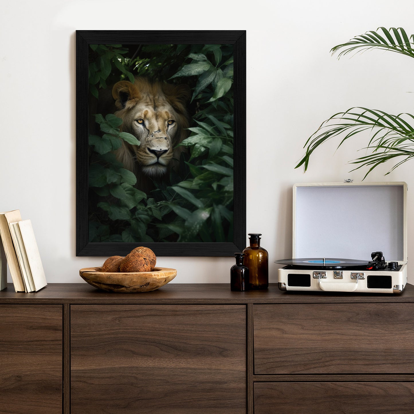 Poster Löwe Zwischen Grünen Blättern Im Dschungel