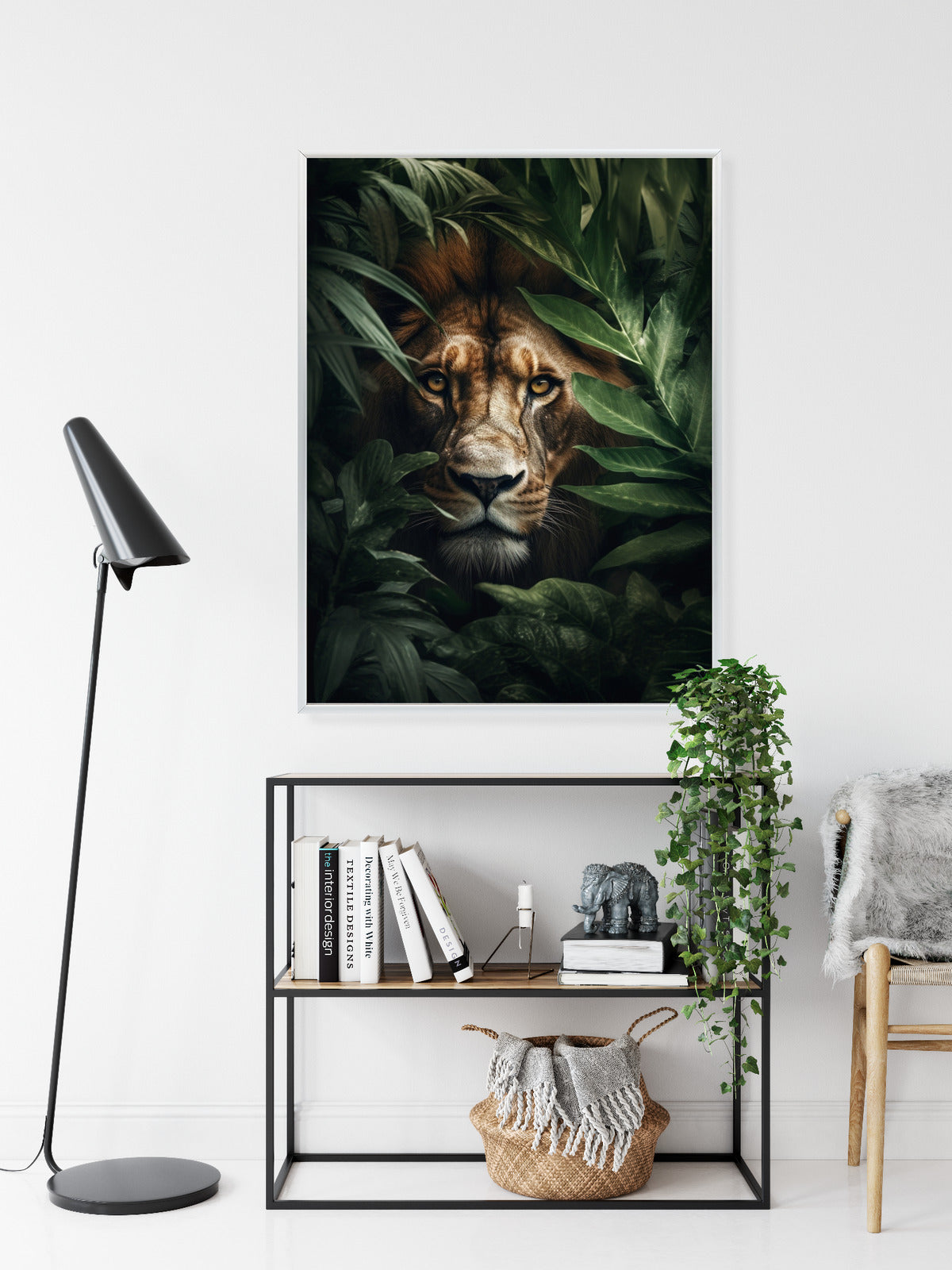 Poster Porträt Eines Löwen Inmitten Tropischer Blätter Rahmen Hölzern Farbe Natürlich