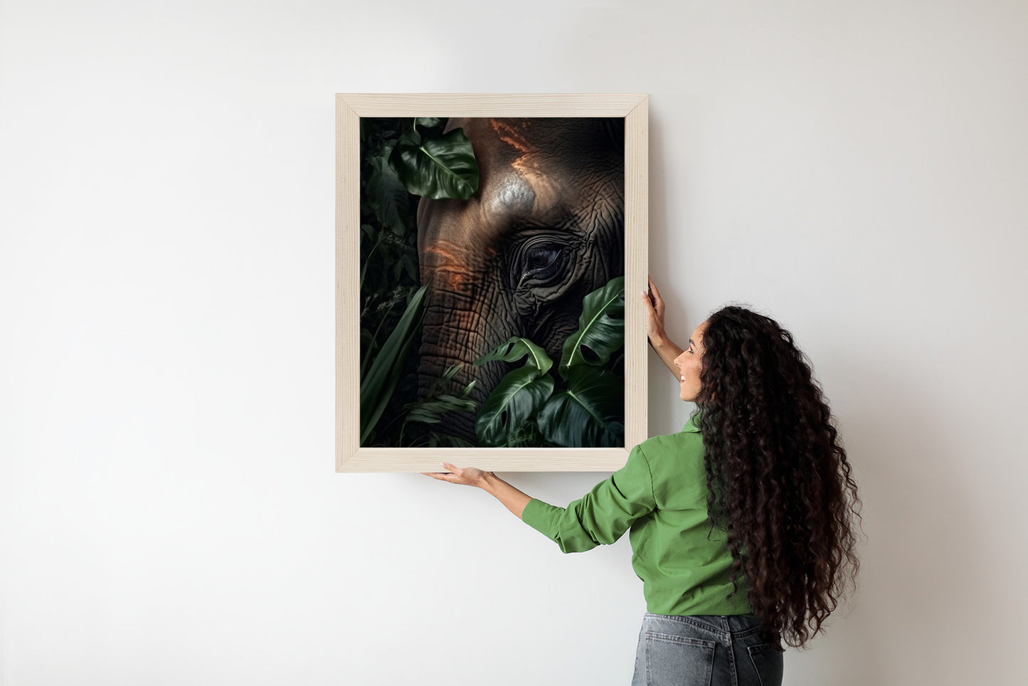 Poster Porträt Eines Elefanten Zwischen Tropischen Bäumen