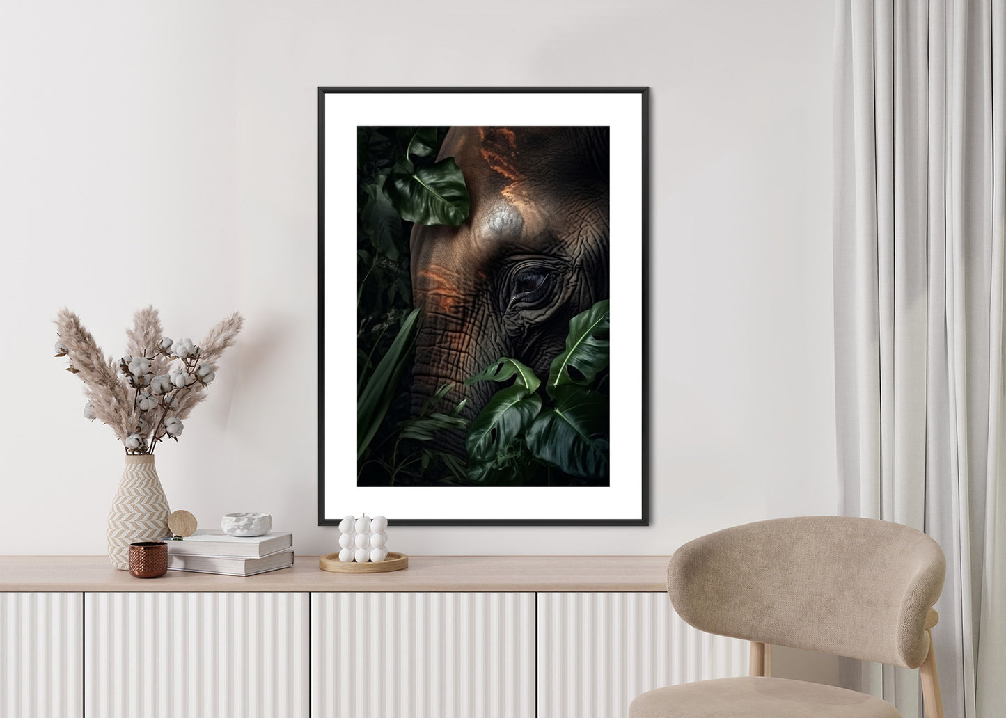 Poster Porträt Eines Elefanten Zwischen Tropischen Bäumen