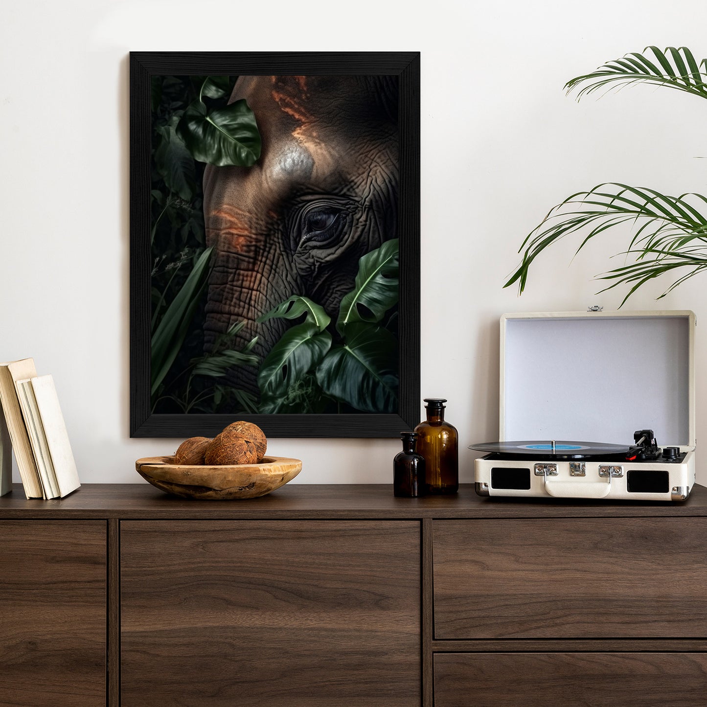 Poster Porträt Eines Elefanten Zwischen Tropischen Bäumen