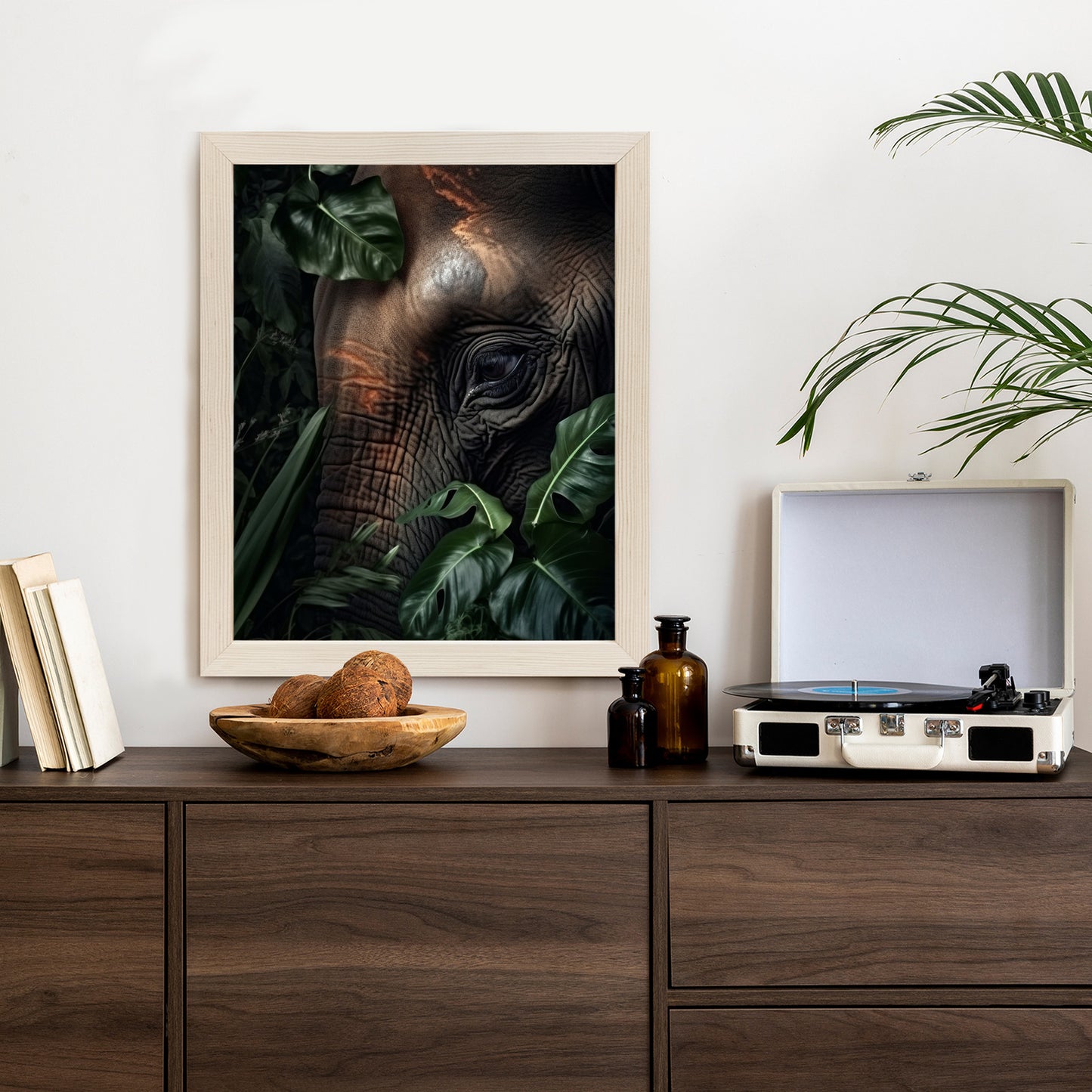 Poster Porträt Eines Elefanten Zwischen Tropischen Bäumen