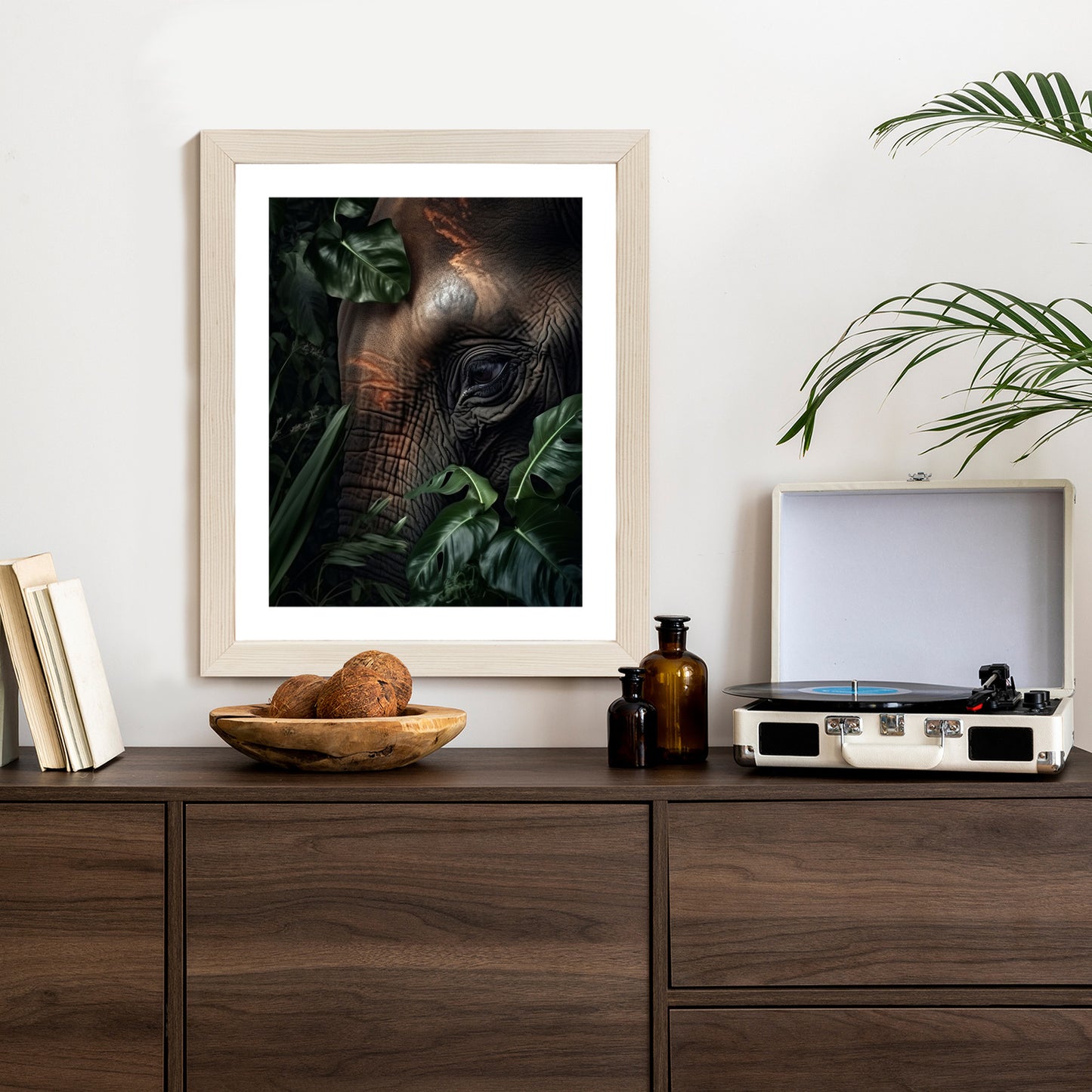Poster Porträt Eines Elefanten Zwischen Tropischen Bäumen