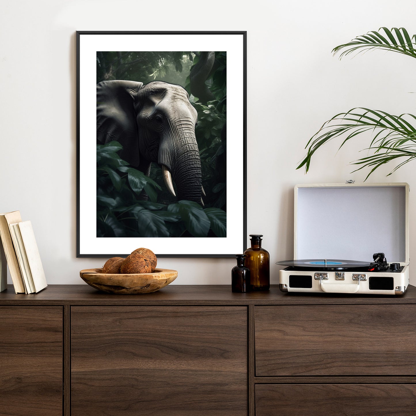 Poster Üppige Dschungelvegetation Und Ein Elefant Rahmen Holz Mit Passepartout Farbe Natürlich