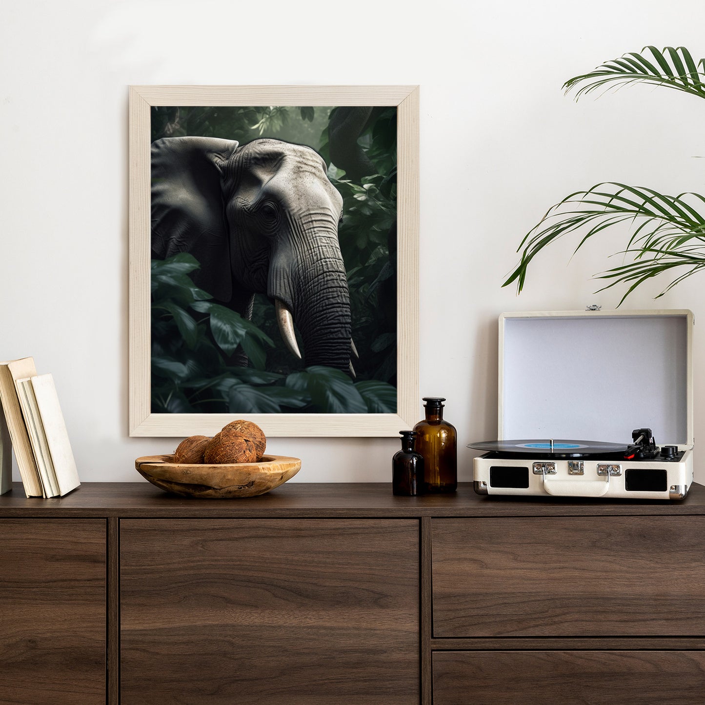 Poster Üppige Dschungelvegetation Und Ein Elefant Rahmen Holz Mit Passepartout Farbe Natürlich
