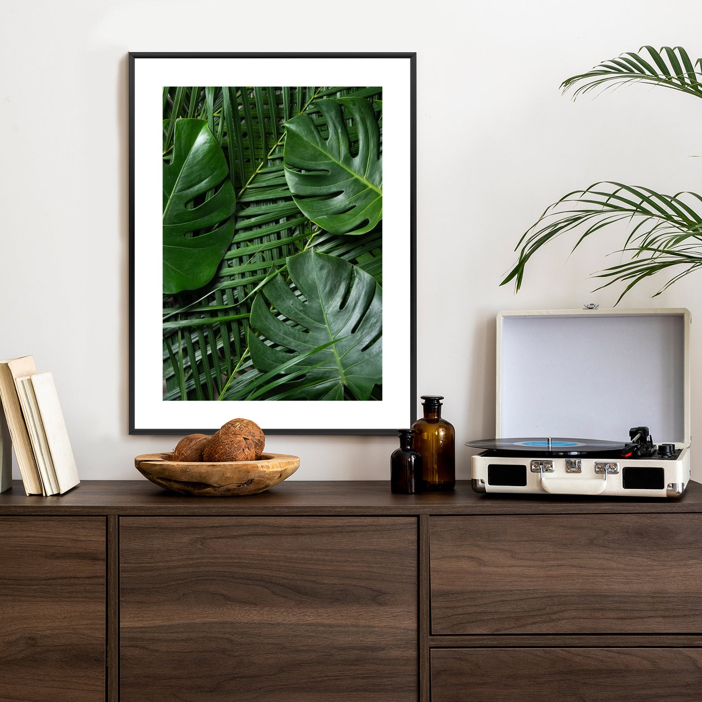 Poster Grüne Monstera Und Palmblätter Rahmen Holz Mit Passepartout Farbe Natürlich