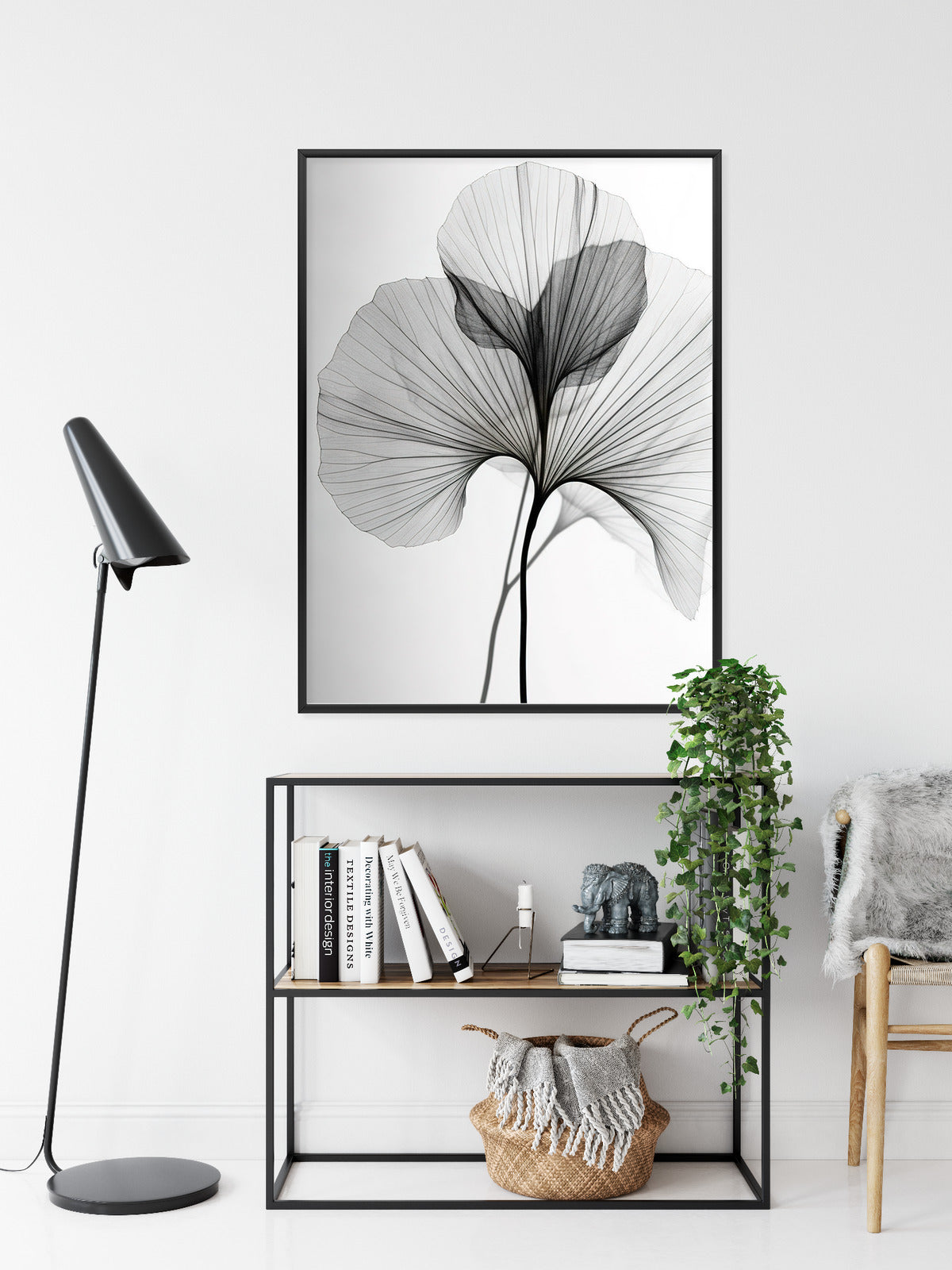 Poster Schwarze Ginkgoblätter Rahmen Hölzern Farbe Natürlich