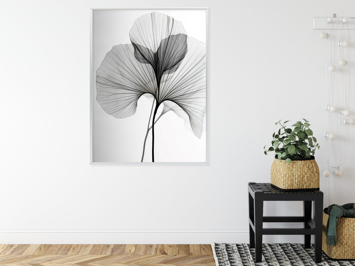 Poster Schwarze Ginkgoblätter Rahmen Hölzern Farbe Natürlich