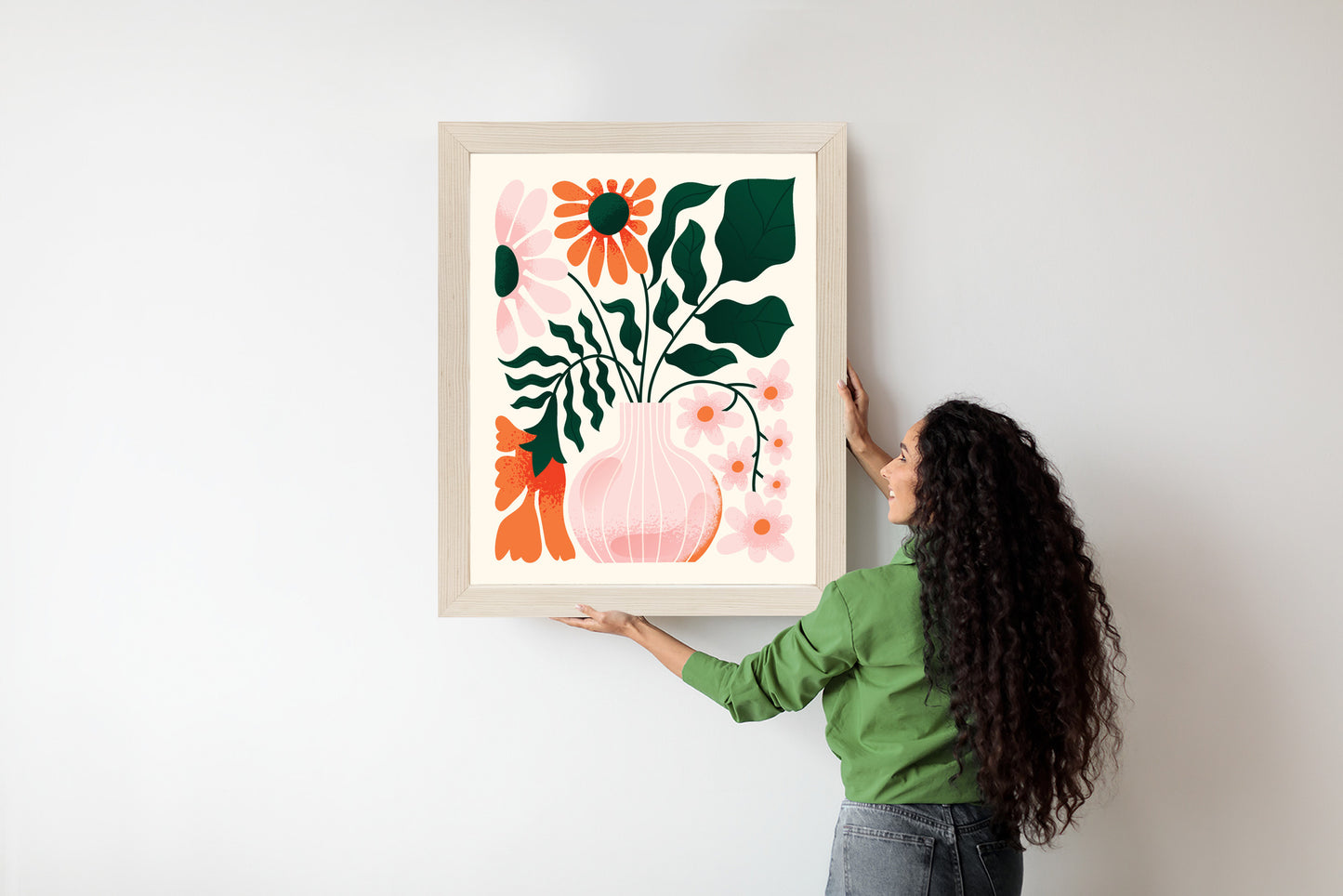 Poster Ein Blumenstrauß In Einer Rosa Vase Rahmen Holz Mit Passepartout Farbe Natürlich