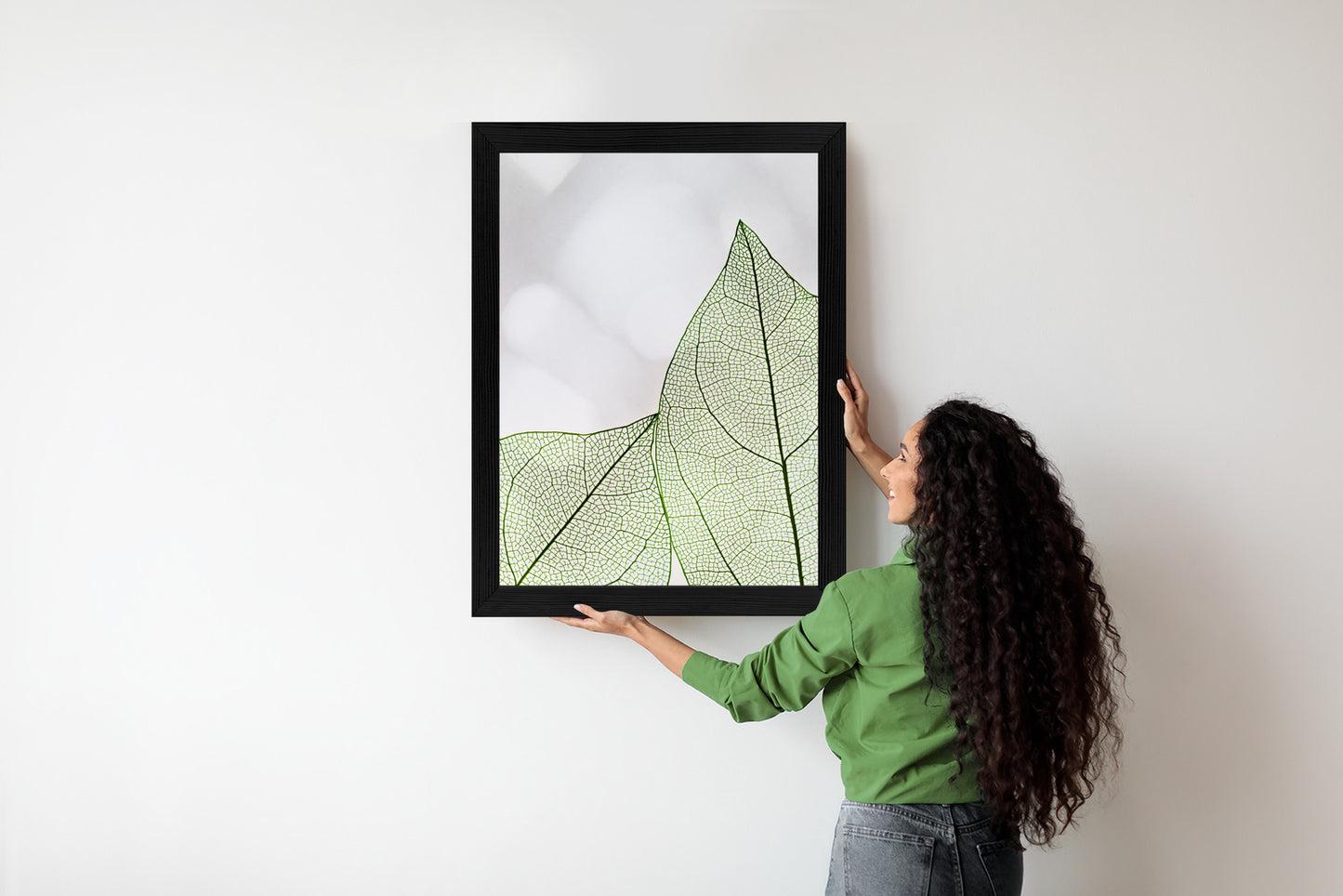 Poster Grüne Transparente Blätter Auf Hellem Hintergrund