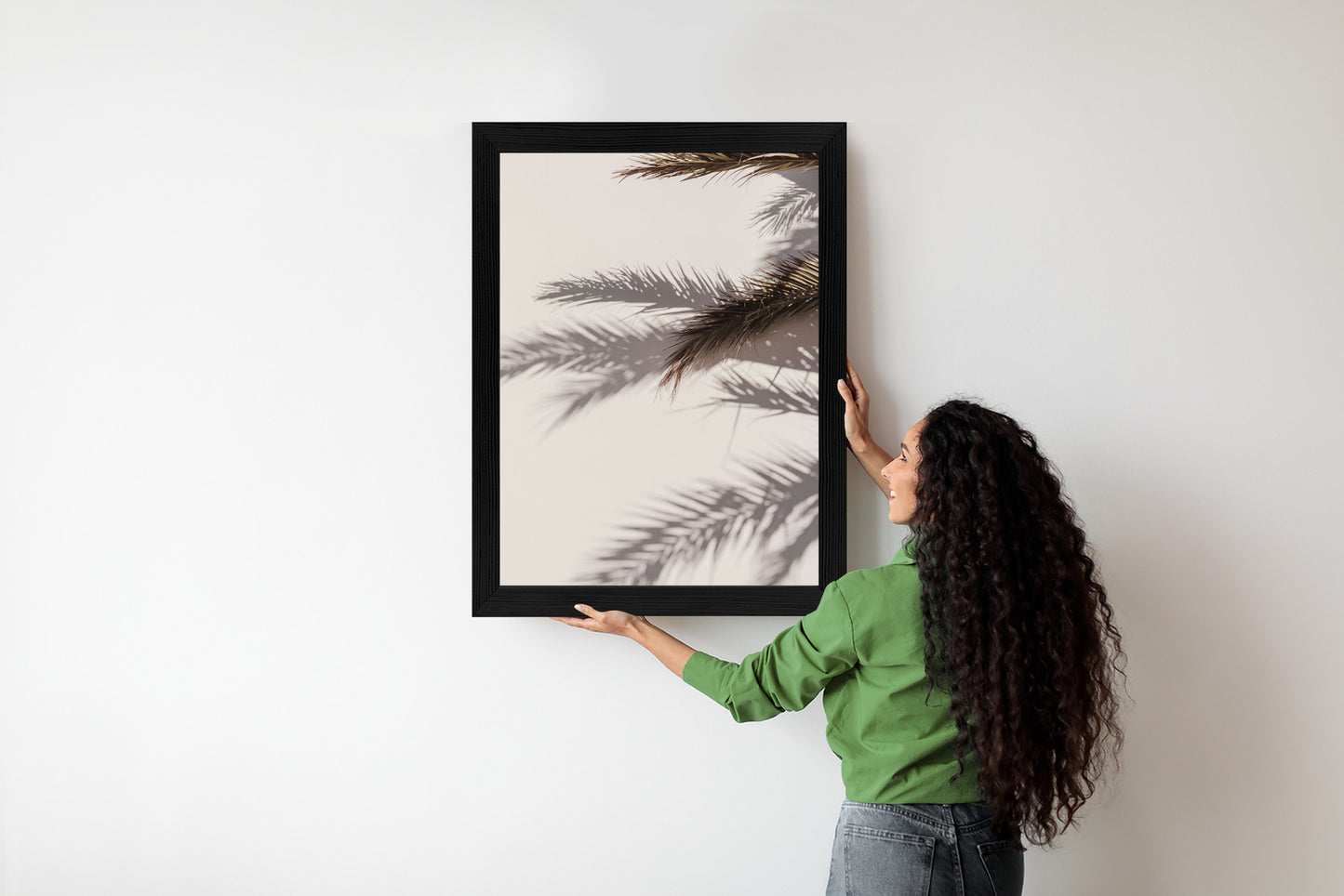 Poster Palmblätter Mit Schattenreflexion An Der Wand Rahmen Holz Mit Passepartout Farbe Natürlich