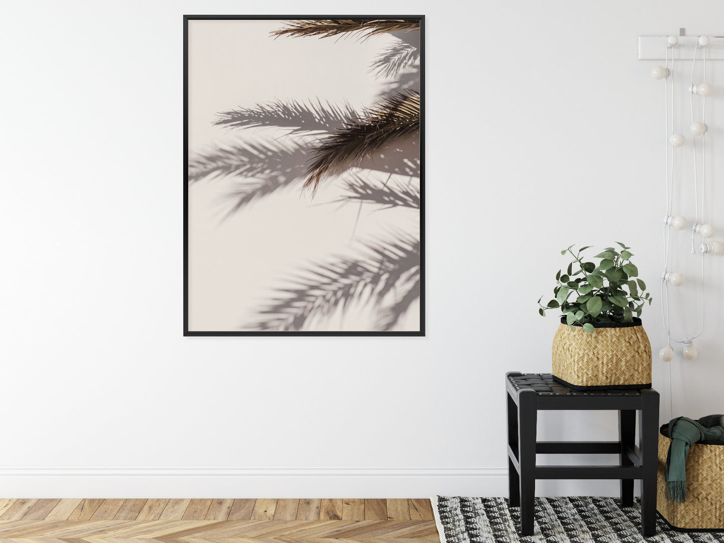 Poster Palmblätter Mit Schattenreflexion An Der Wand Rahmen Holz Mit Passepartout Farbe Natürlich
