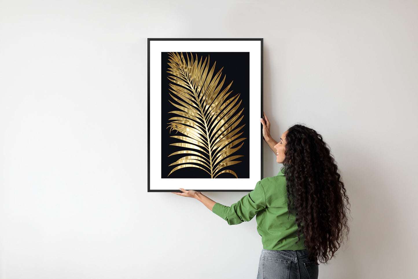 Poster Goldenes Einzelnes Palmenblatt Rahmen Holz Mit Passepartout Farbe Natürlich