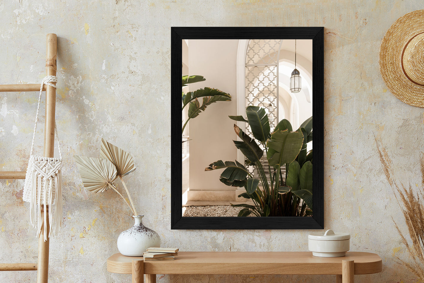 Poster Palmen Am Eingang Eines Weißen Orientalischen Hauses Rahmen Holz Mit Passepartout Farbe Natürlich
