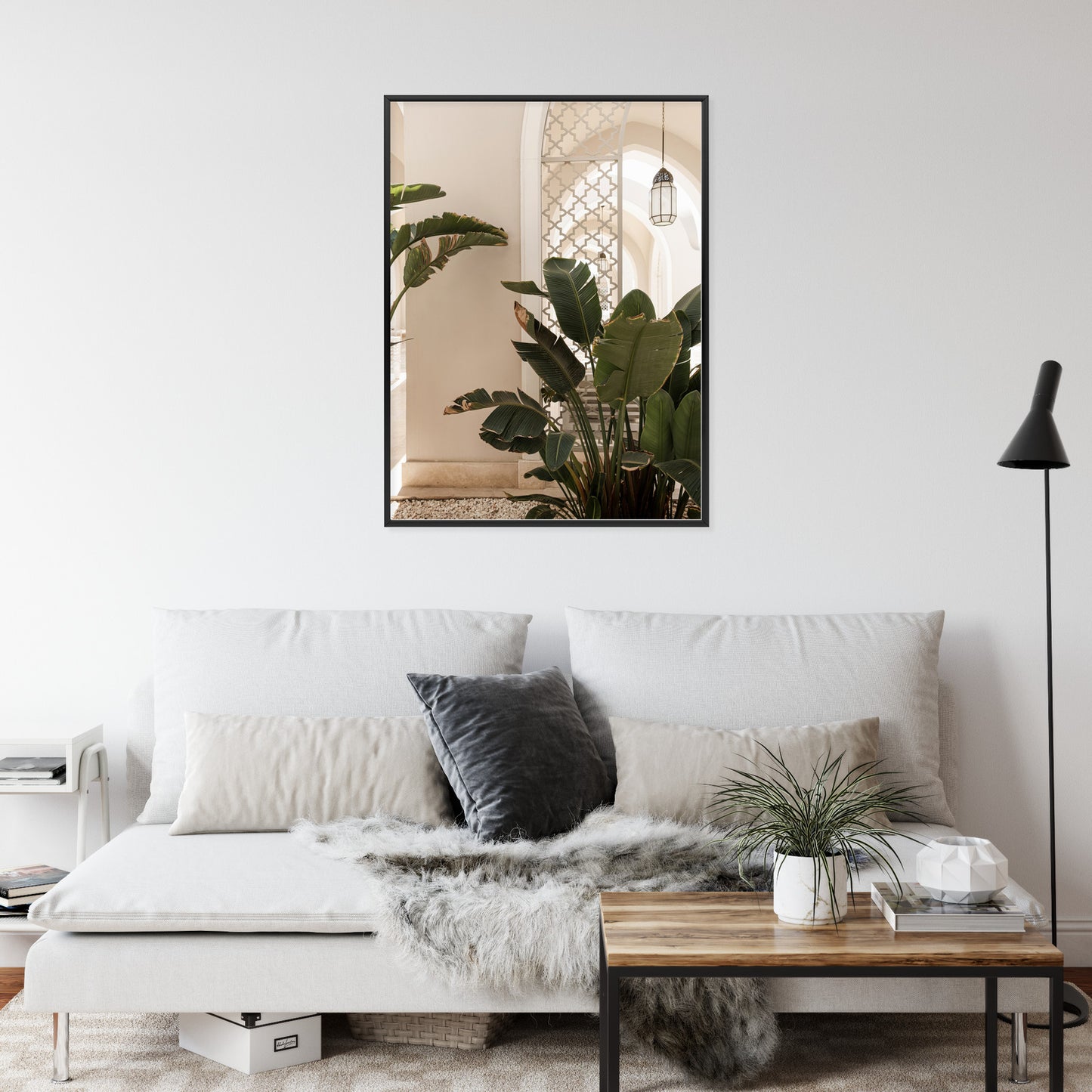 Poster Palmen Am Eingang Eines Weißen Orientalischen Hauses Rahmen Holz Mit Passepartout Farbe Natürlich