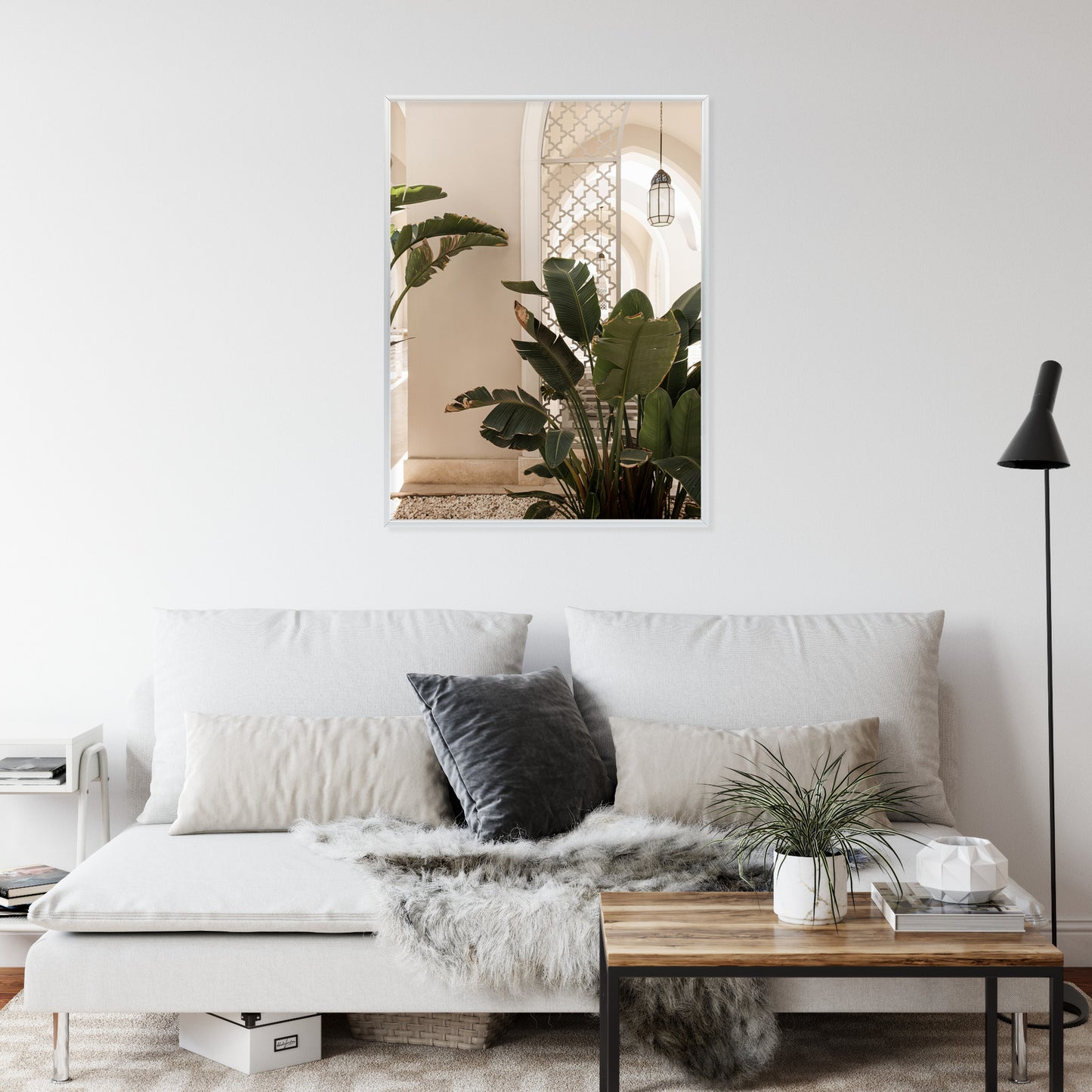 Poster Palmen Am Eingang Eines Weißen Orientalischen Hauses Rahmen Holz Mit Passepartout Farbe Natürlich