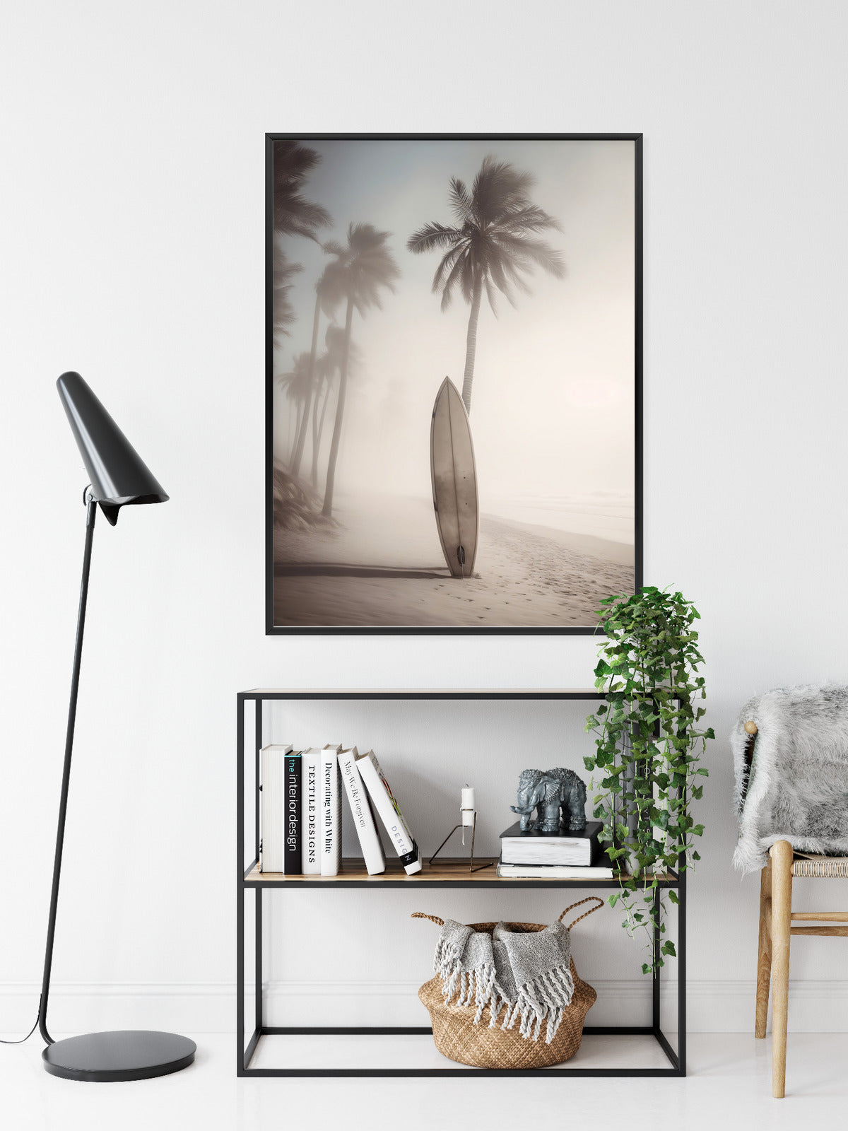 Poster Surfbrett Am Strand Mit Palmen Rahmen Holz Mit Passepartout Farbe Natürlich