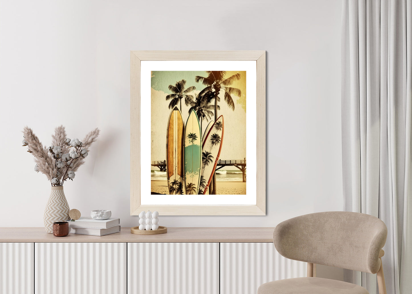 Poster Surfbretter Am Strand, Die Sich An Palmen Lehnen Rahmen Holz Mit Passepartout Farbe Natürlich