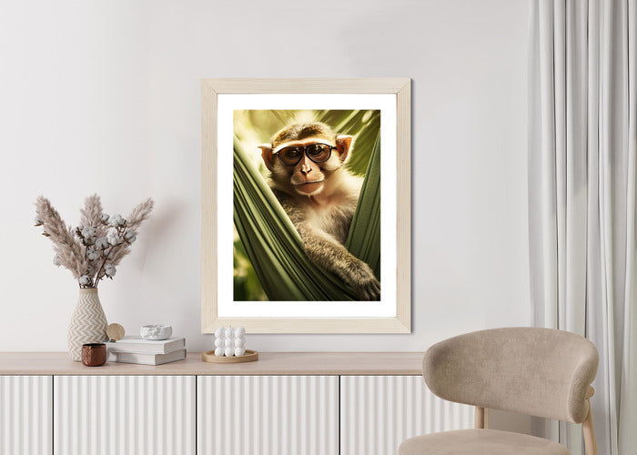 Poster Ein Lustiger Affe Zwischen Den Palmen Rahmen Holz Mit Passepartout Farbe Natürlich