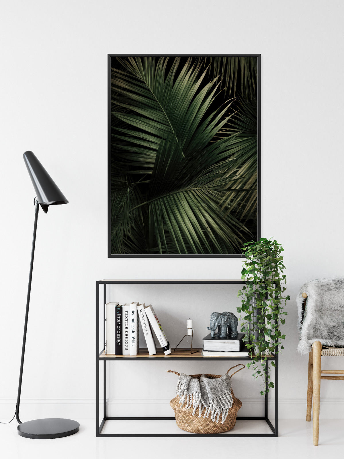 Poster Dunkle Große Palmblätter Rahmen Holz Mit Passepartout Farbe Natürlich