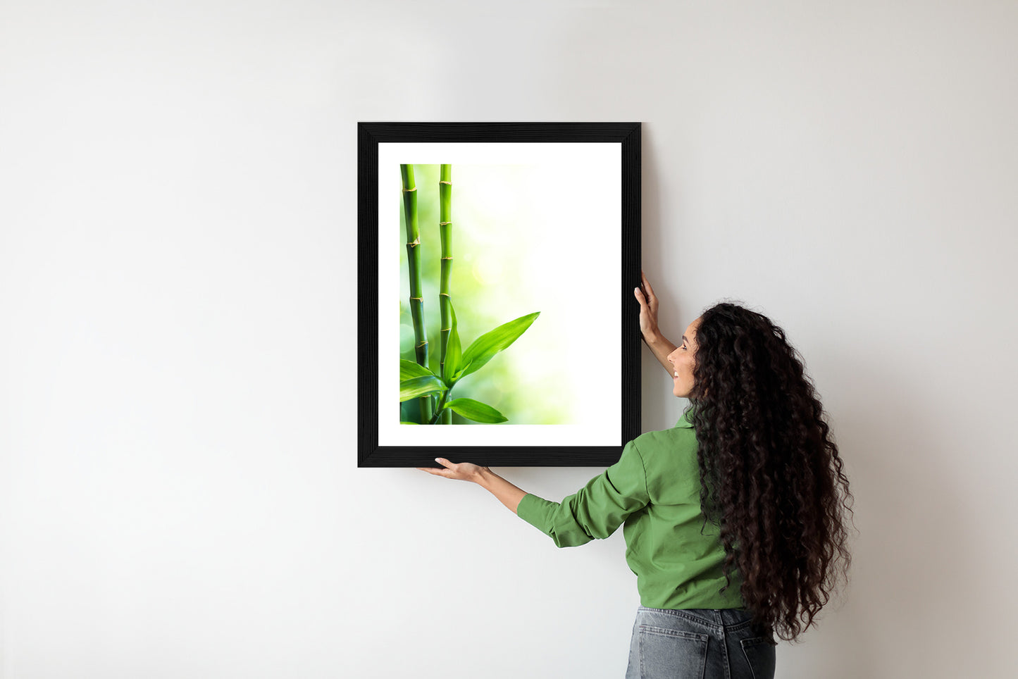 Poster Viele Bambusstiele Und Lichtbalken Rahmen Aluminium Mit Passepartout Farbe Silber