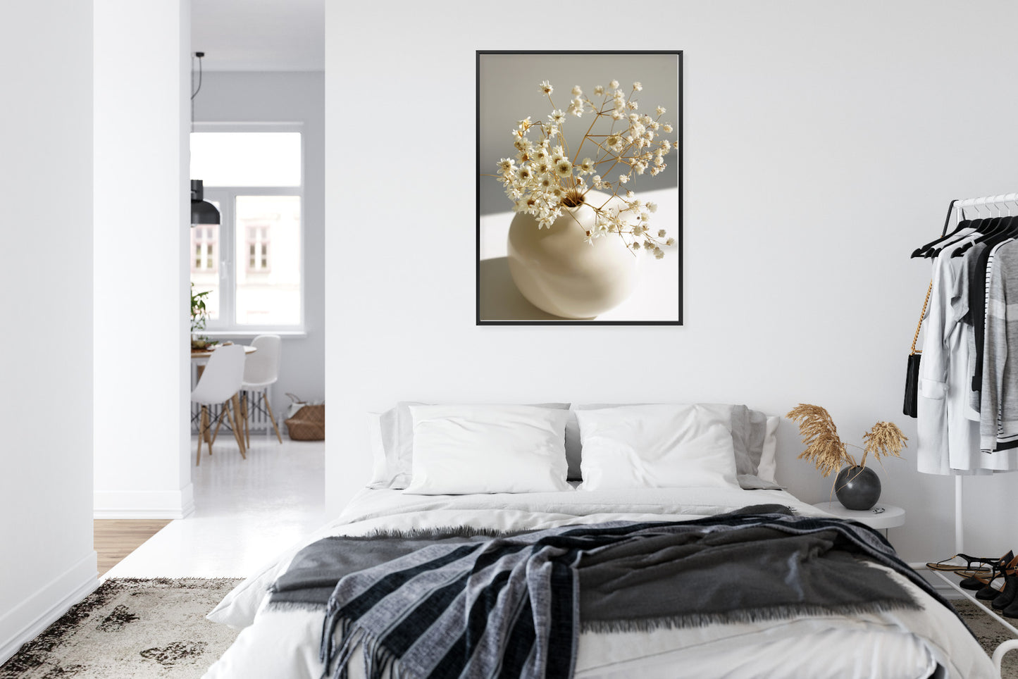Poster Eine Vase Mit Trockenen Gänseblümchen