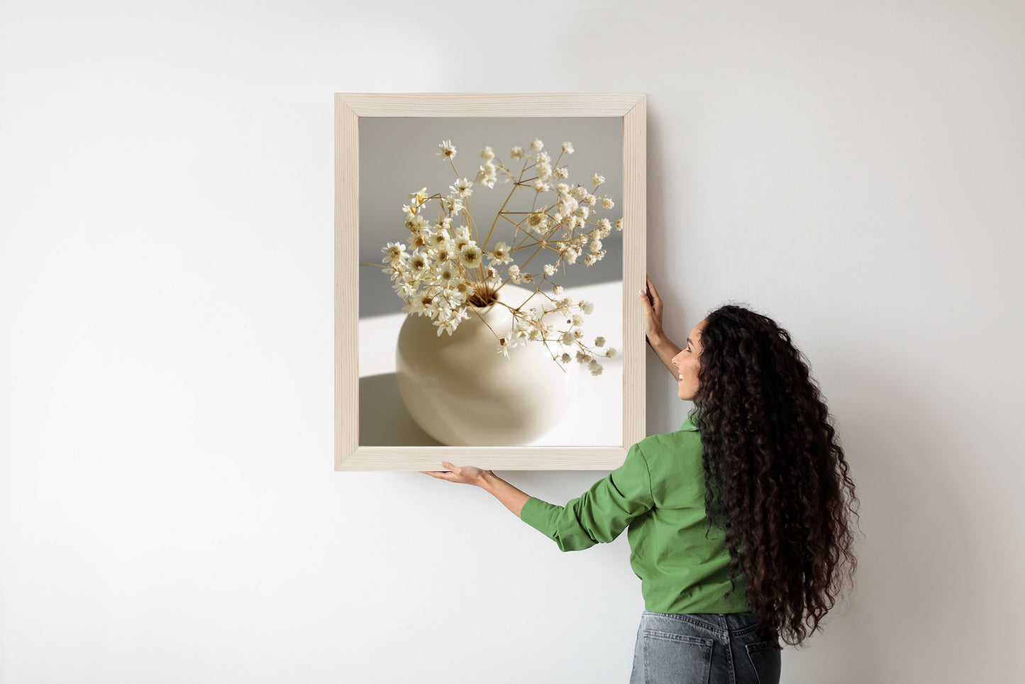 Poster Eine Vase Mit Trockenen Gänseblümchen
