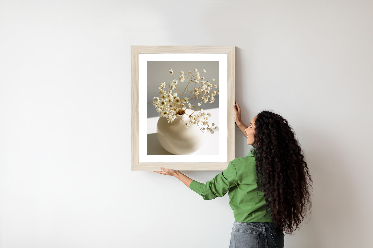Poster Eine Vase Mit Trockenen Gänseblümchen