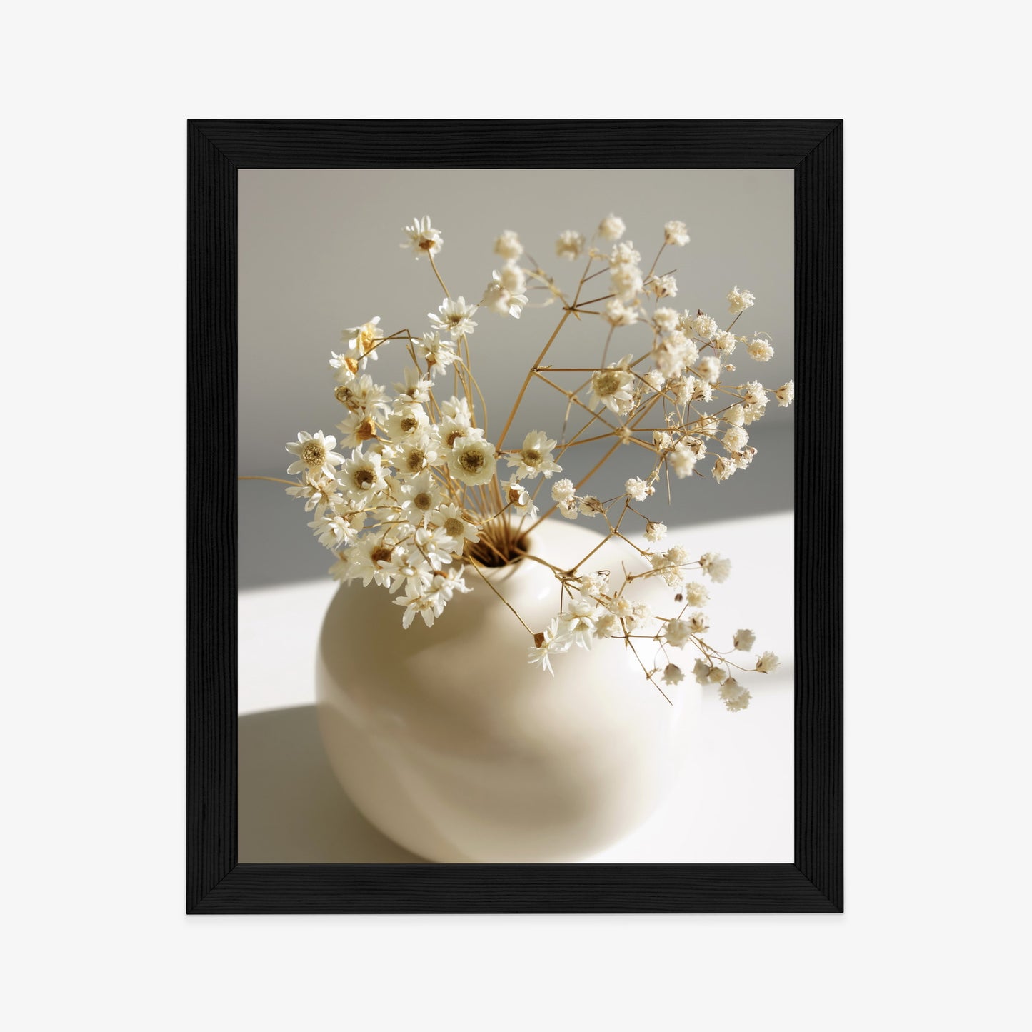 Poster Eine Vase Mit Trockenen Gänseblümchen