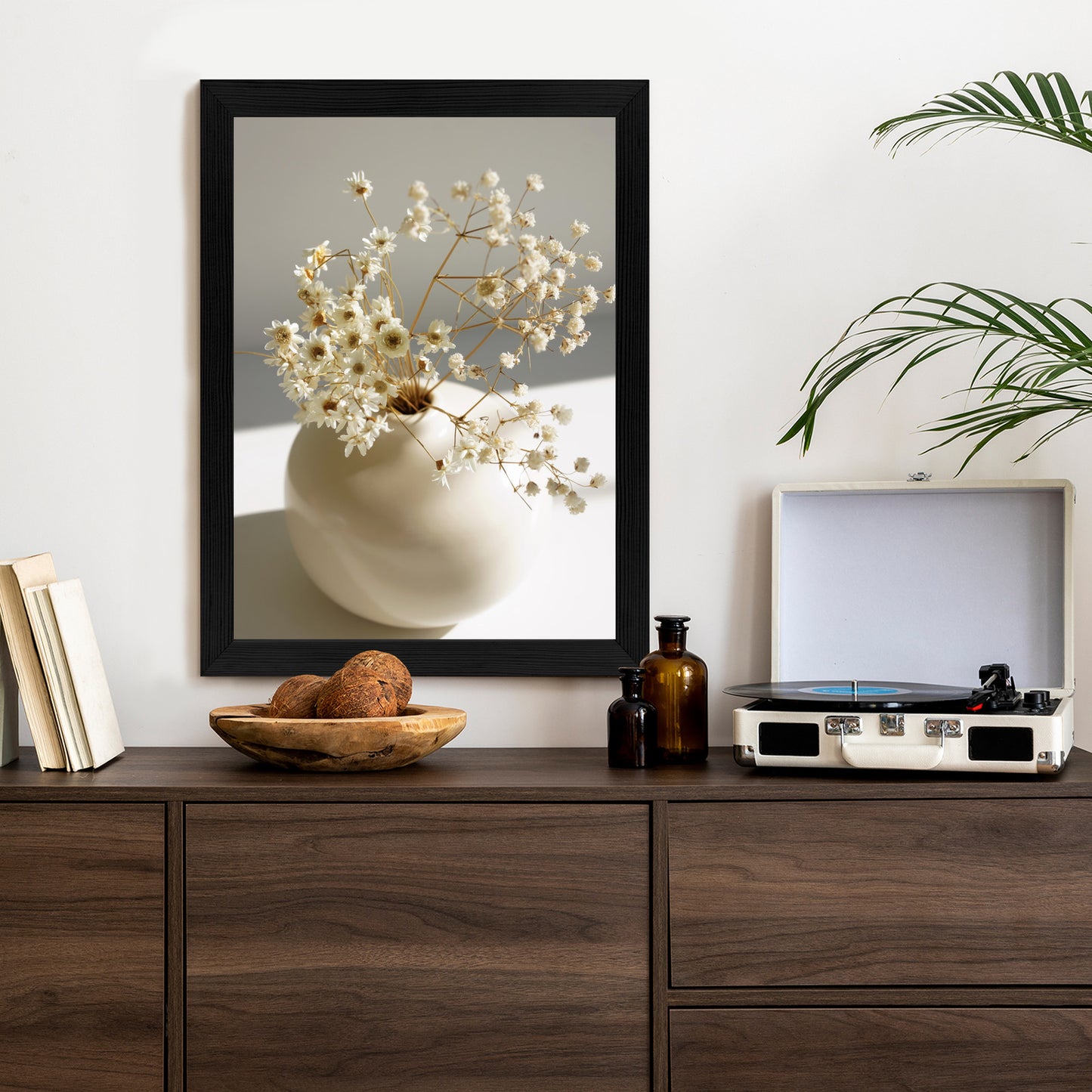 Poster Eine Vase Mit Trockenen Gänseblümchen