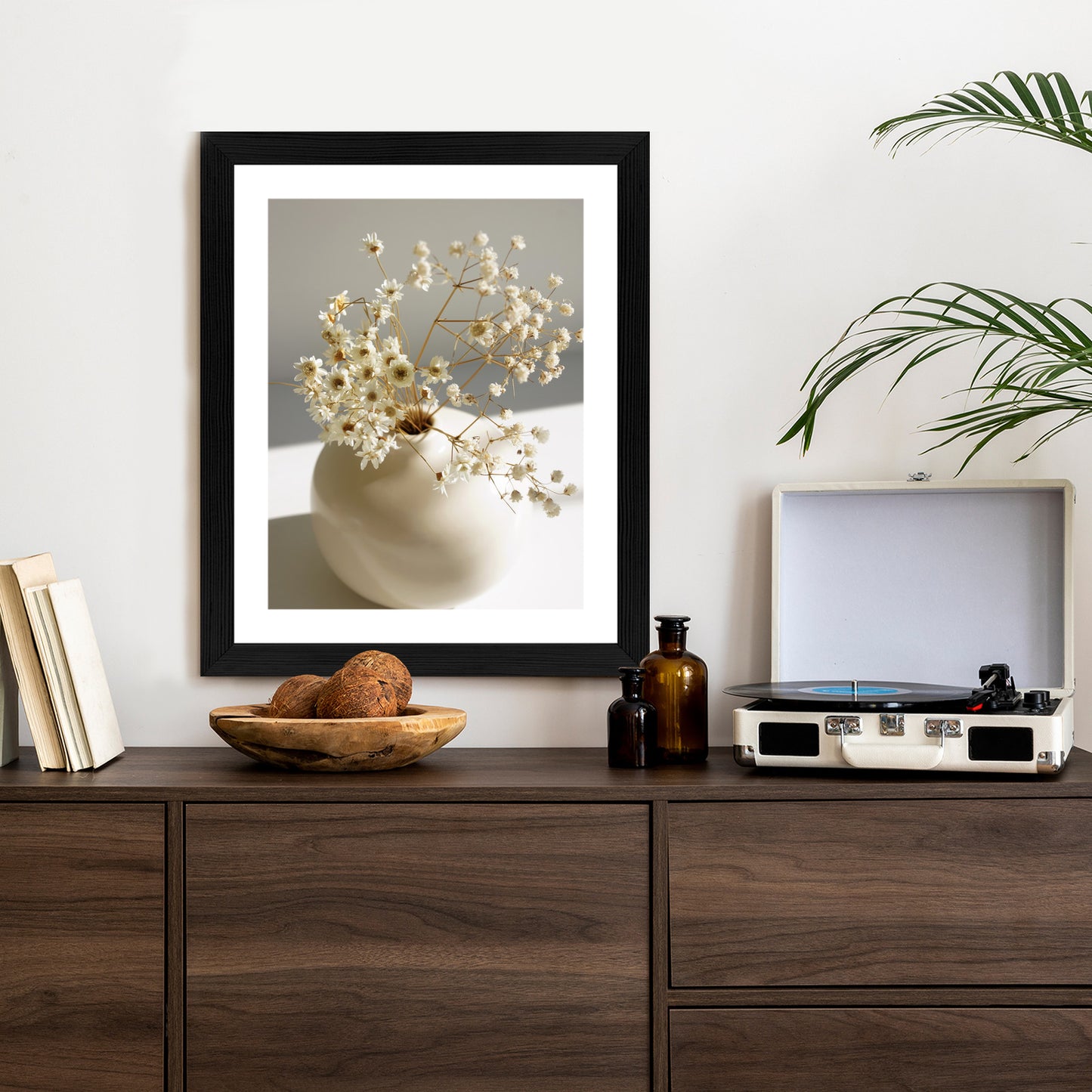 Poster Eine Vase Mit Trockenen Gänseblümchen
