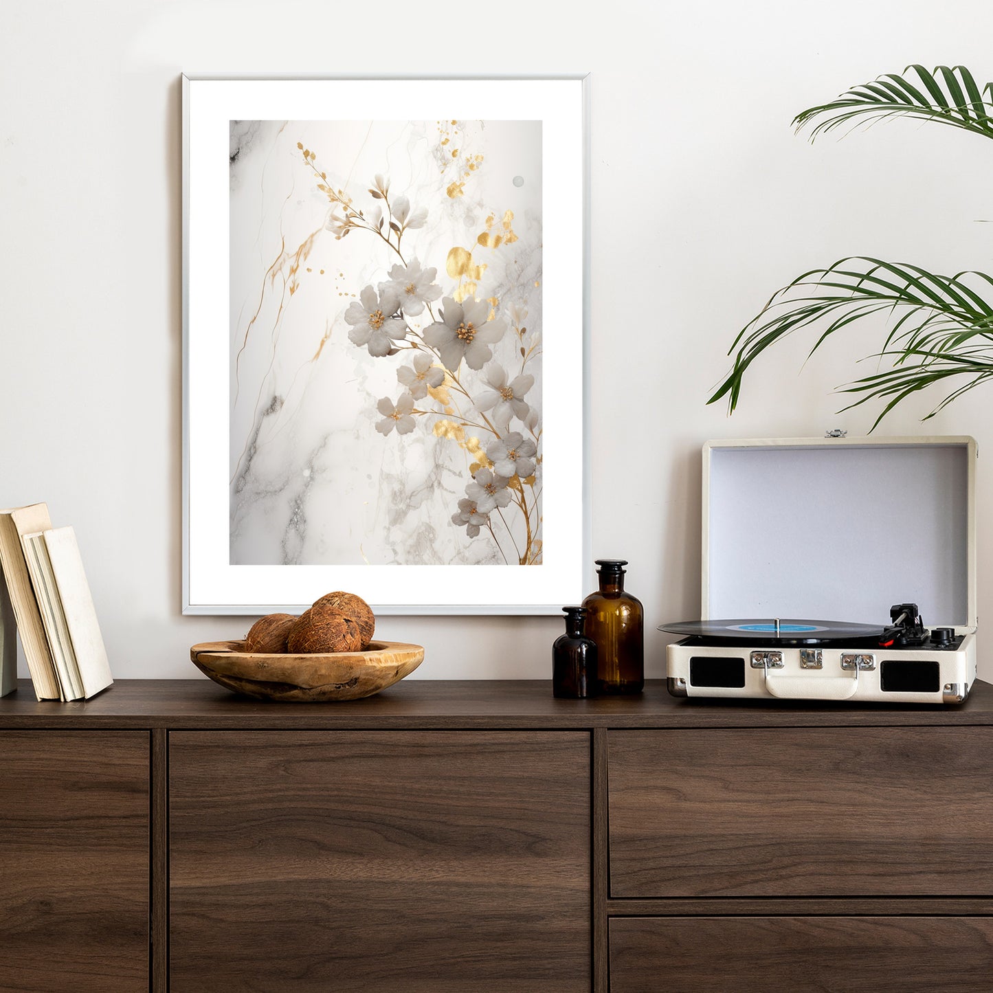 Poster Weiße Und Goldene Blumen Auf Marmor