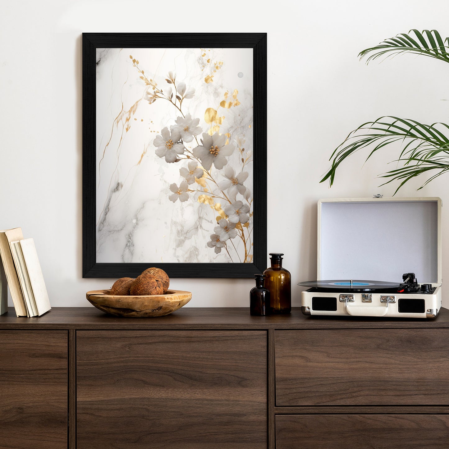 Poster Weiße Und Goldene Blumen Auf Marmor