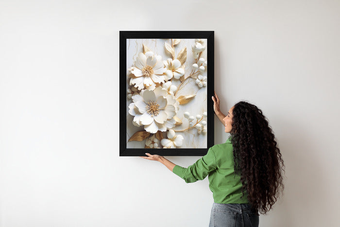 Poster Weiße Blumen Auf Einem Holztisch Rahmen Hölzern Farbe Natürlich